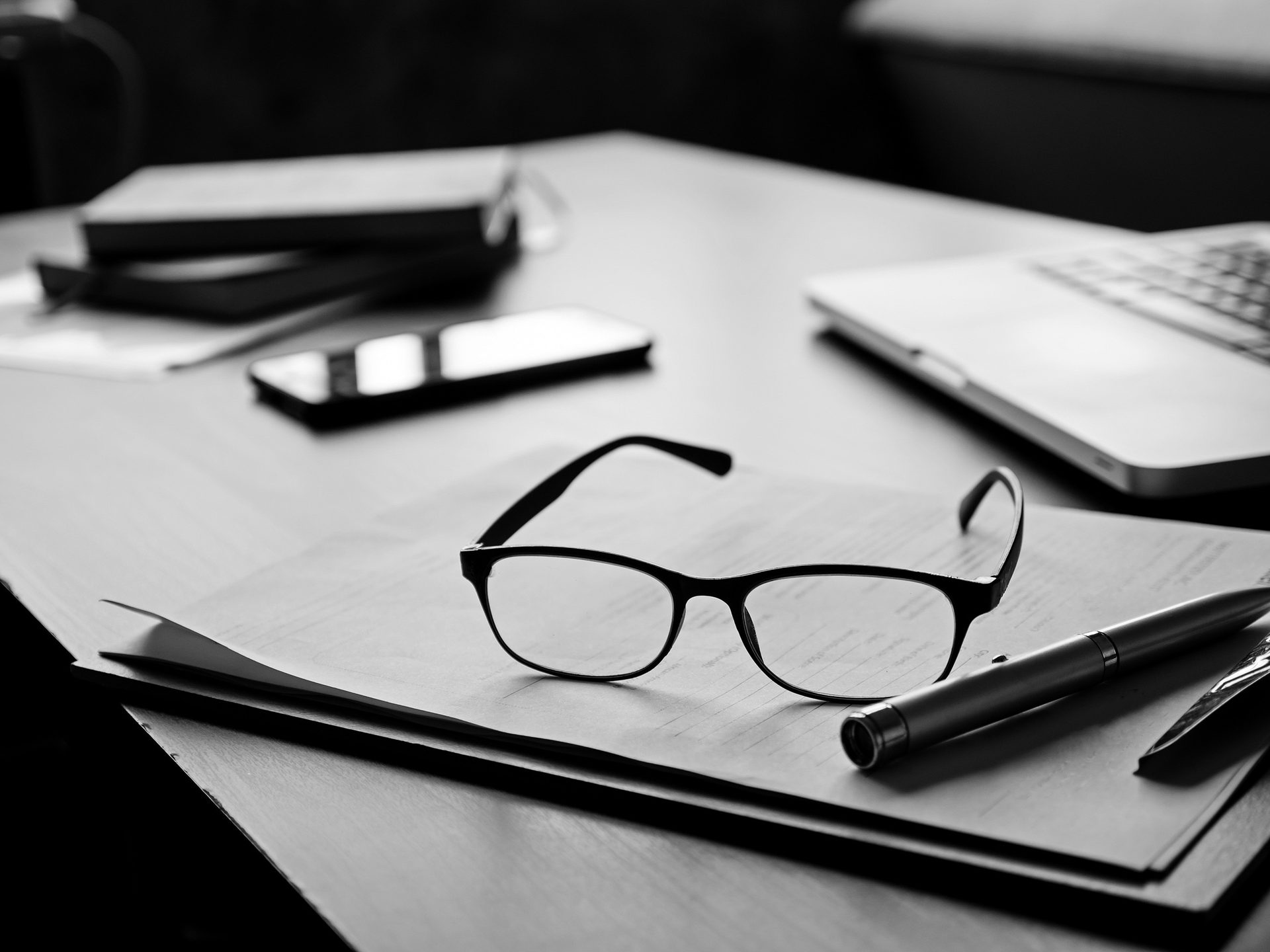 Eye glass accessory, Vision care, Automotive design, White, Product, Eyewear, Font, Style, Black-and-white, Line