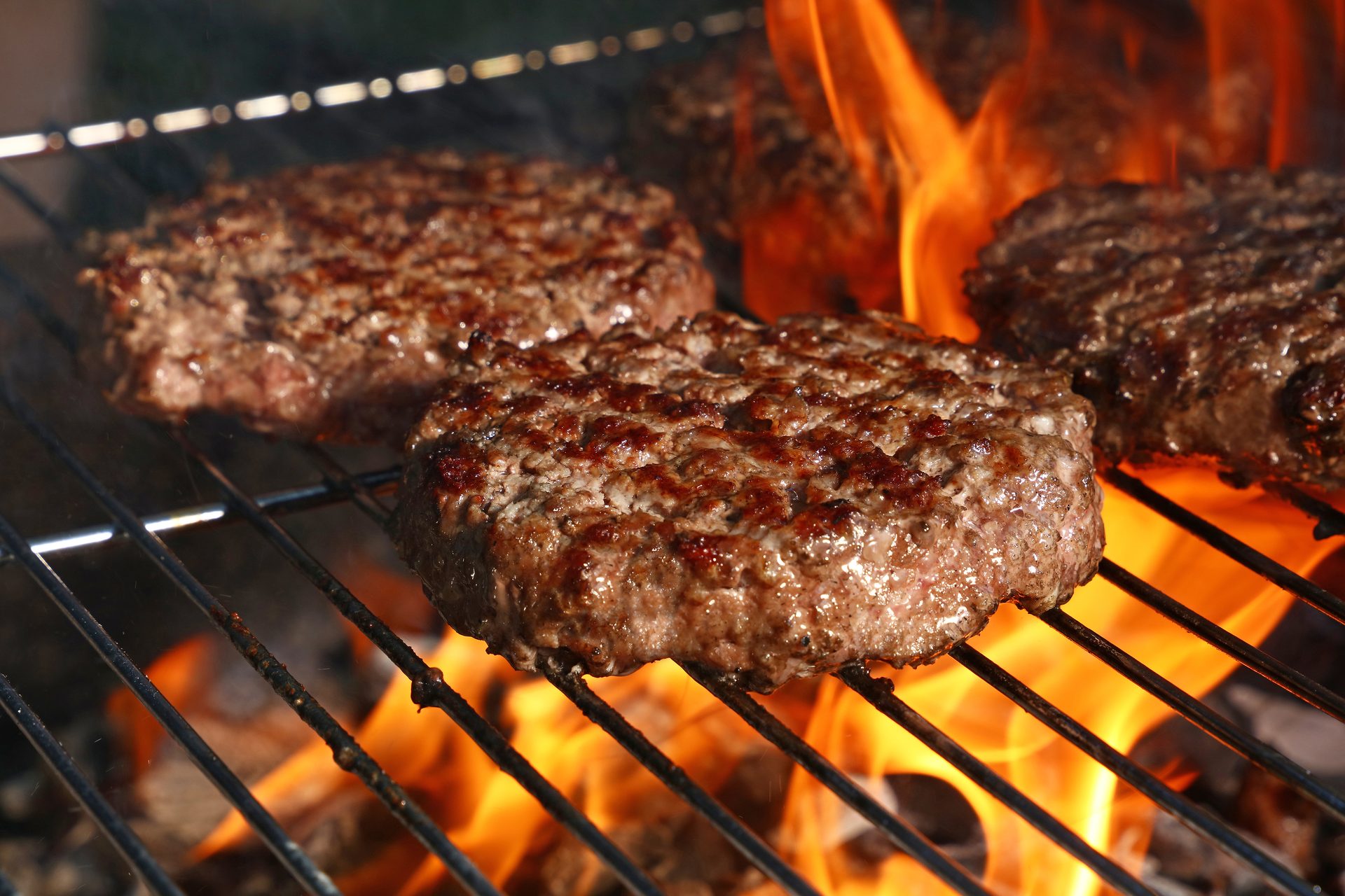 Outdoor grill rack & topper, Red meat, Food, Ingredient, Recipe, Beef, Cuisine, Cooking, Dish, Grilling