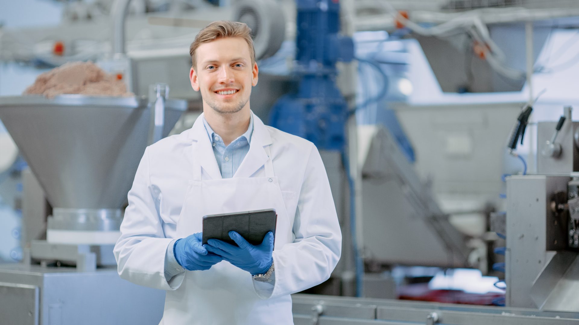 Dress shirt, Workwear, Smile, Sleeve