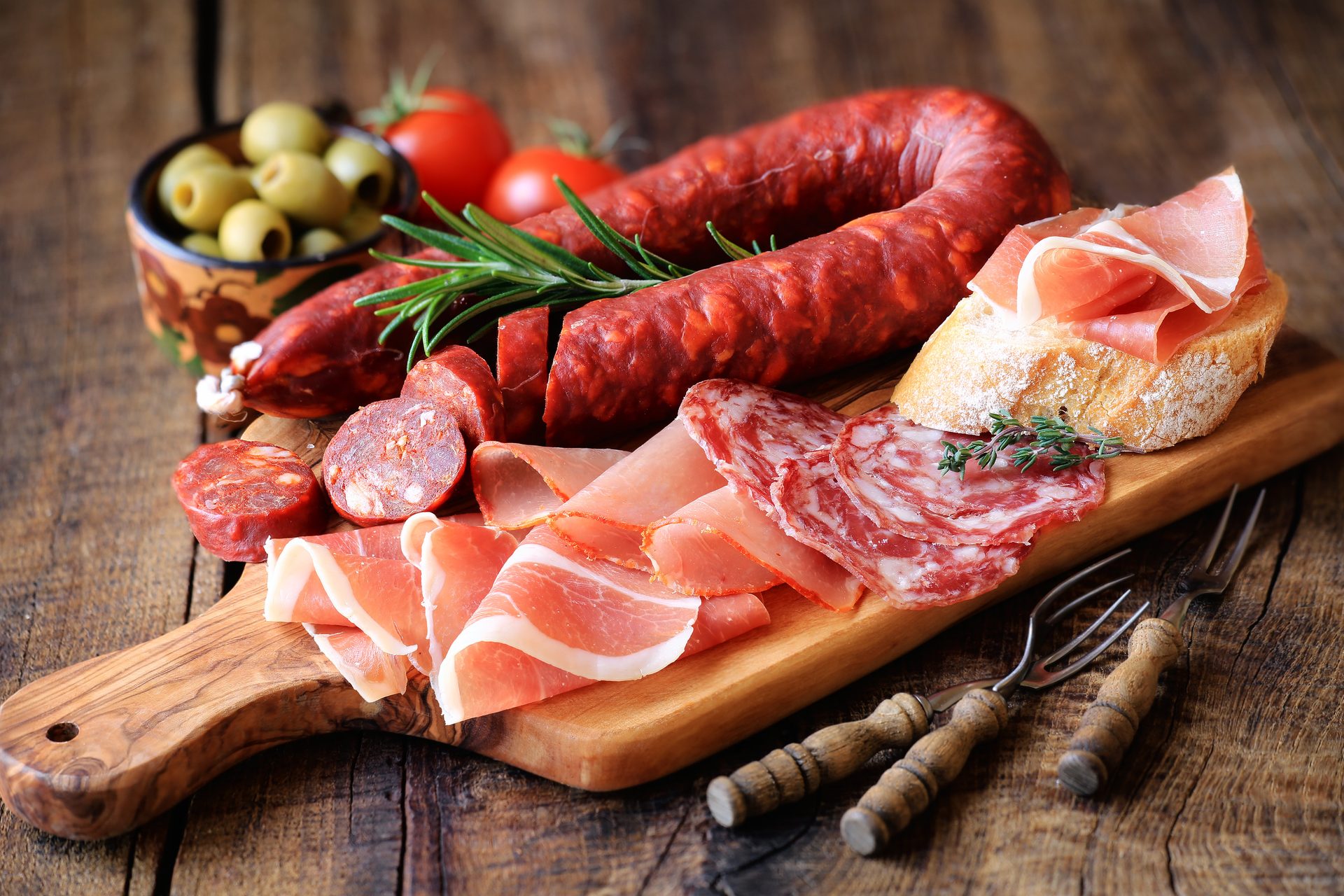 Animal product, Bayonne ham, Food, Ingredient, Prosciutto, Recipe, Cuisine, Dish