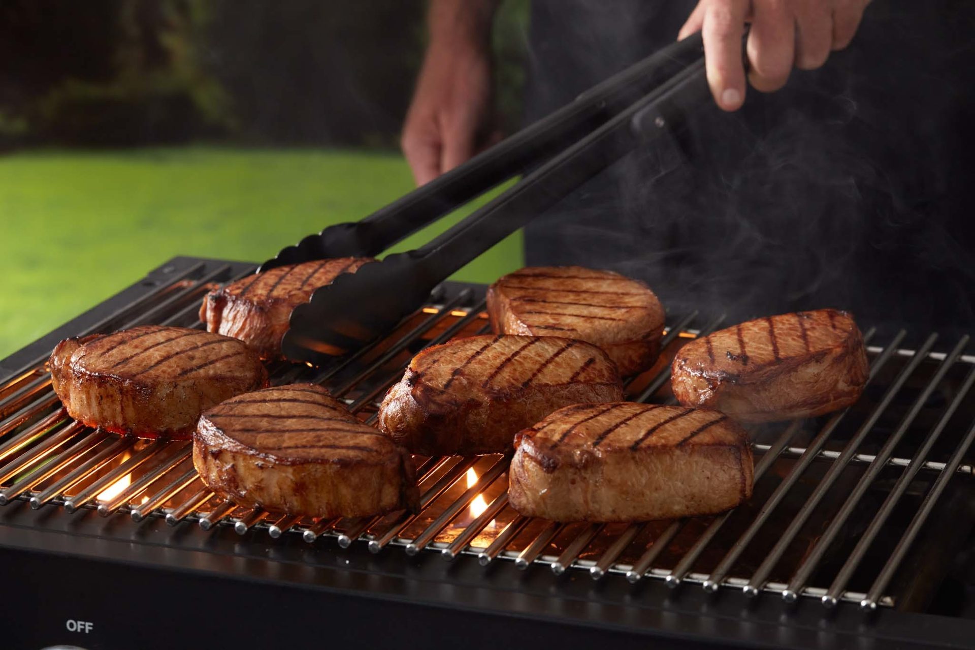 Outdoor grill rack &#x26; topper, Kitchen appliance, Churrasco food, Ingredient, Recipe, Roasting, Cooking, Wood