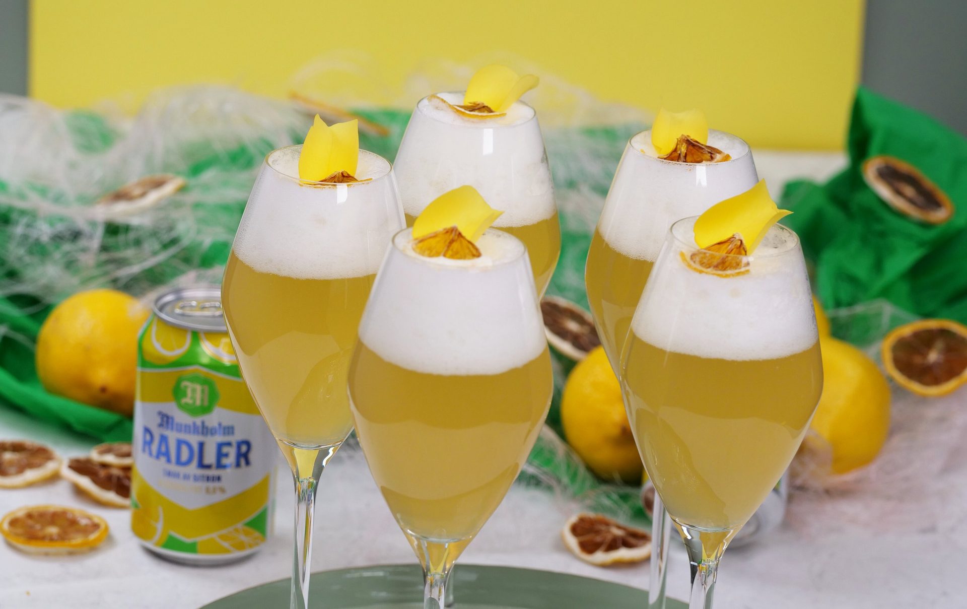 Food, Green, Bird, Ingredient, Yellow, Tableware, Drinkware