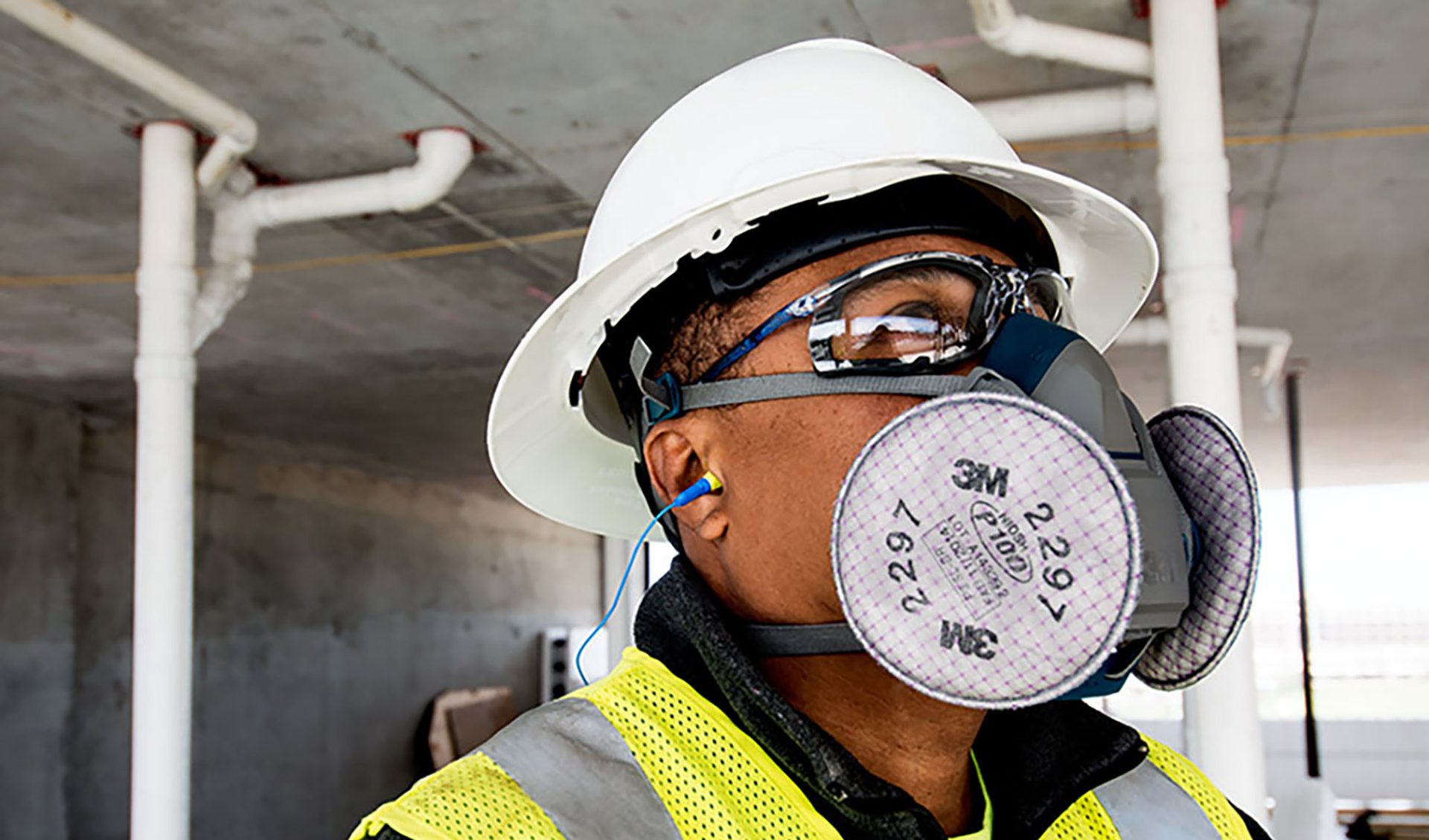 Personal protective equipment, Hard hat, Construction worker, Helmet, Headgear, Workwear, Engineer, Goggles