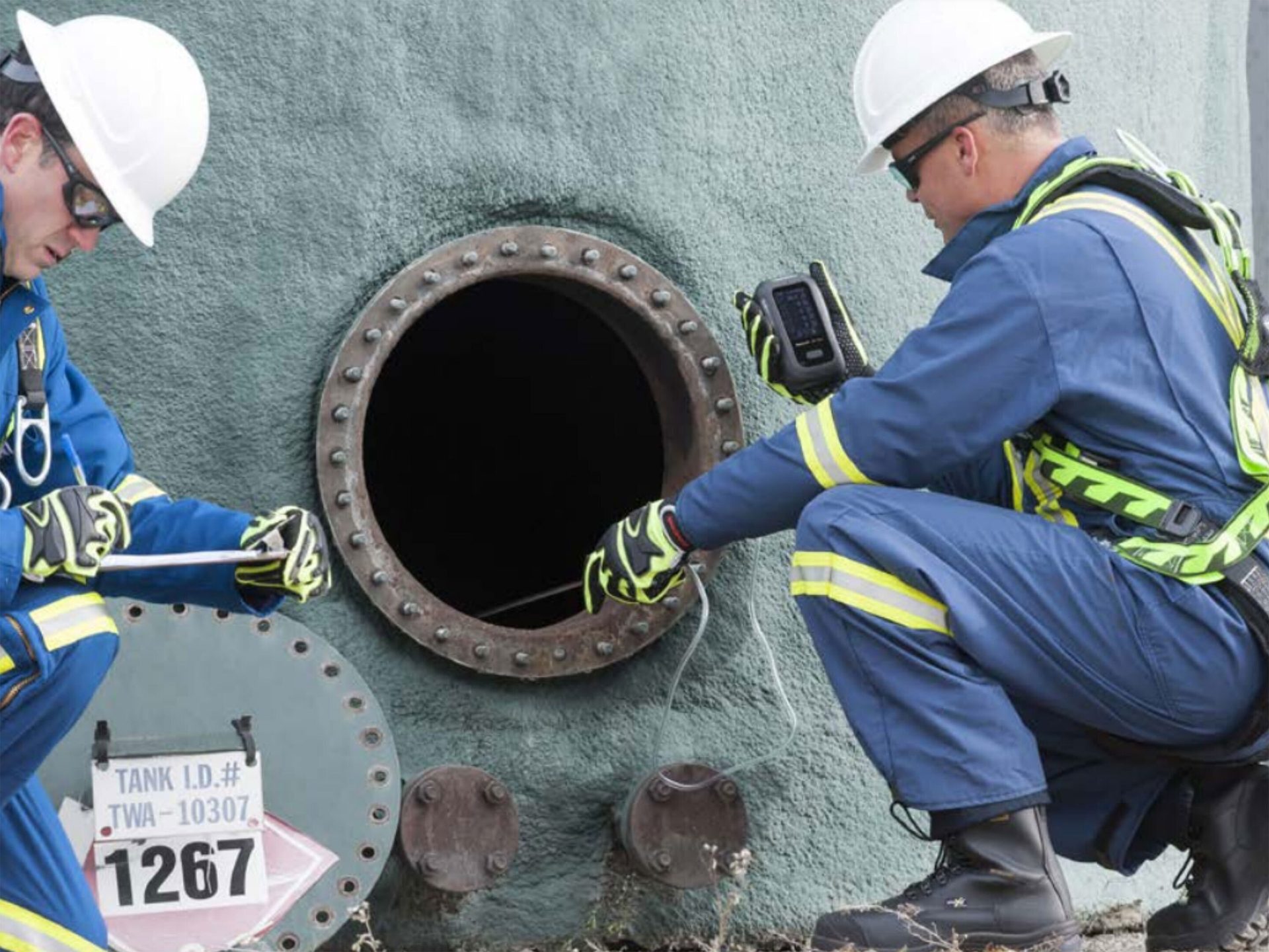 Personal protective equipment, Hard hat, Blue-collar worker, Workwear, Helmet, Pipe