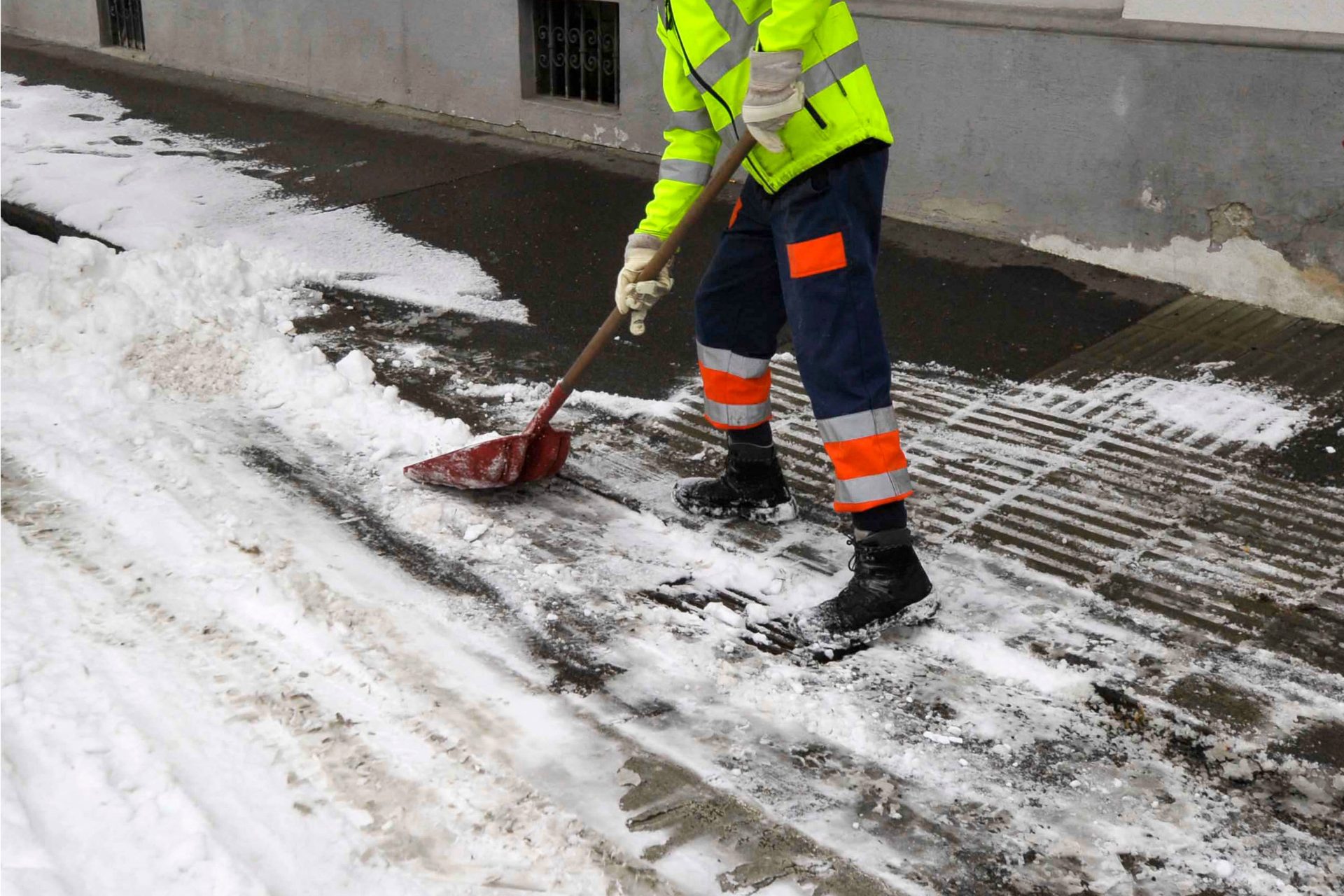 High-visibility clothing, Road surface, Hard hat, Workwear, Asphalt