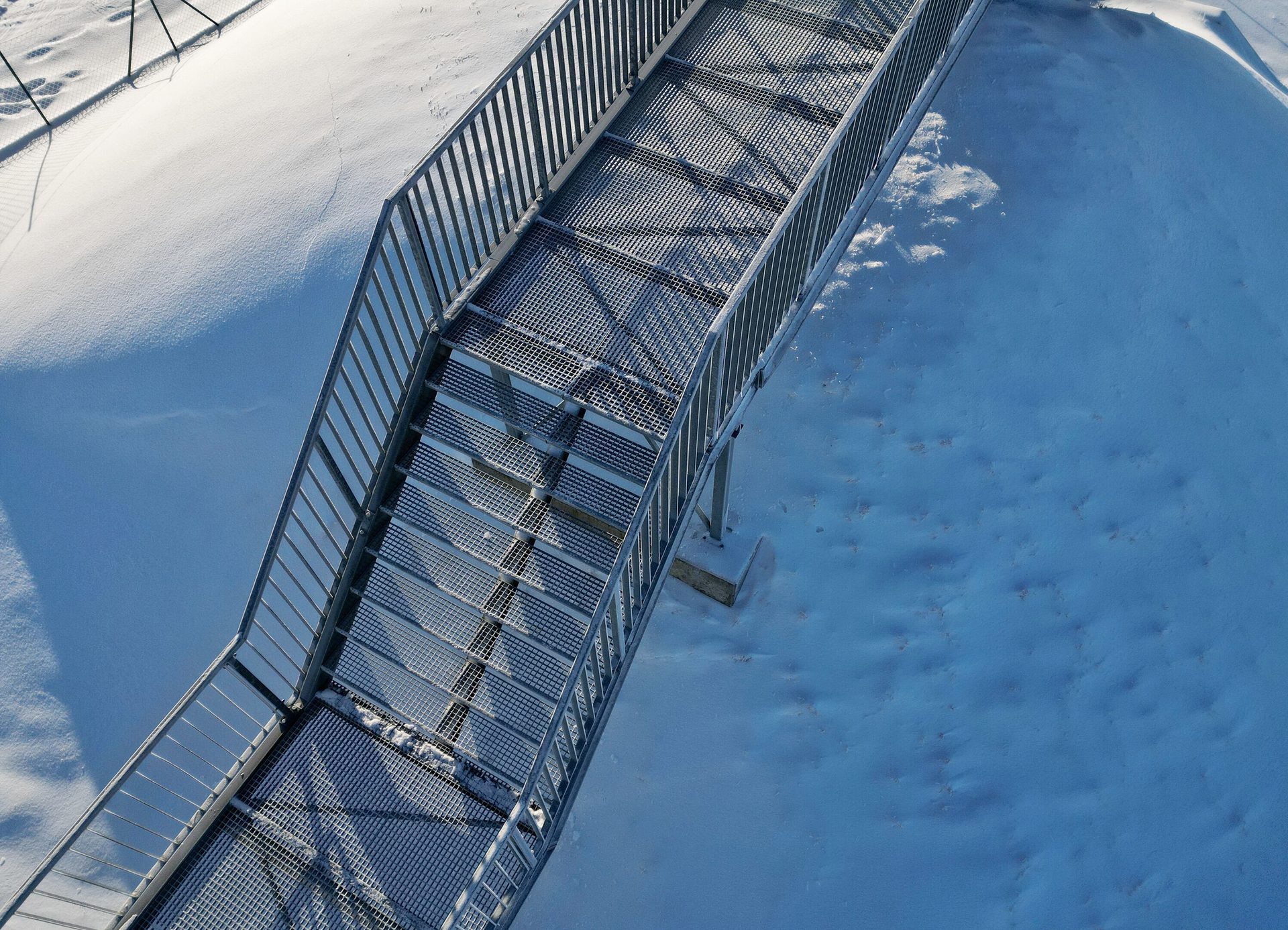 Building, World, Sky, Slope