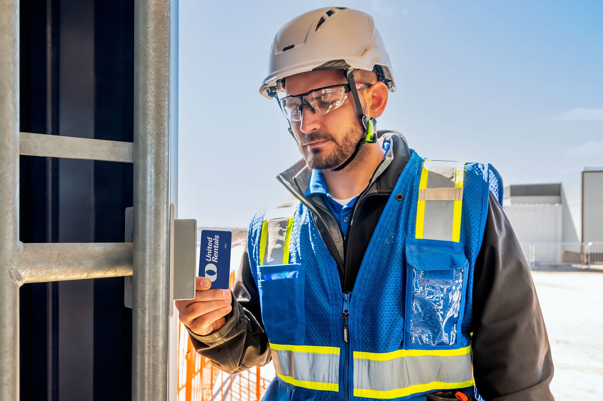 Hard hat, High-visibility clothing, Glasses, Workwear, Helmet, Sleeve, Engineer, Sky, Headgear