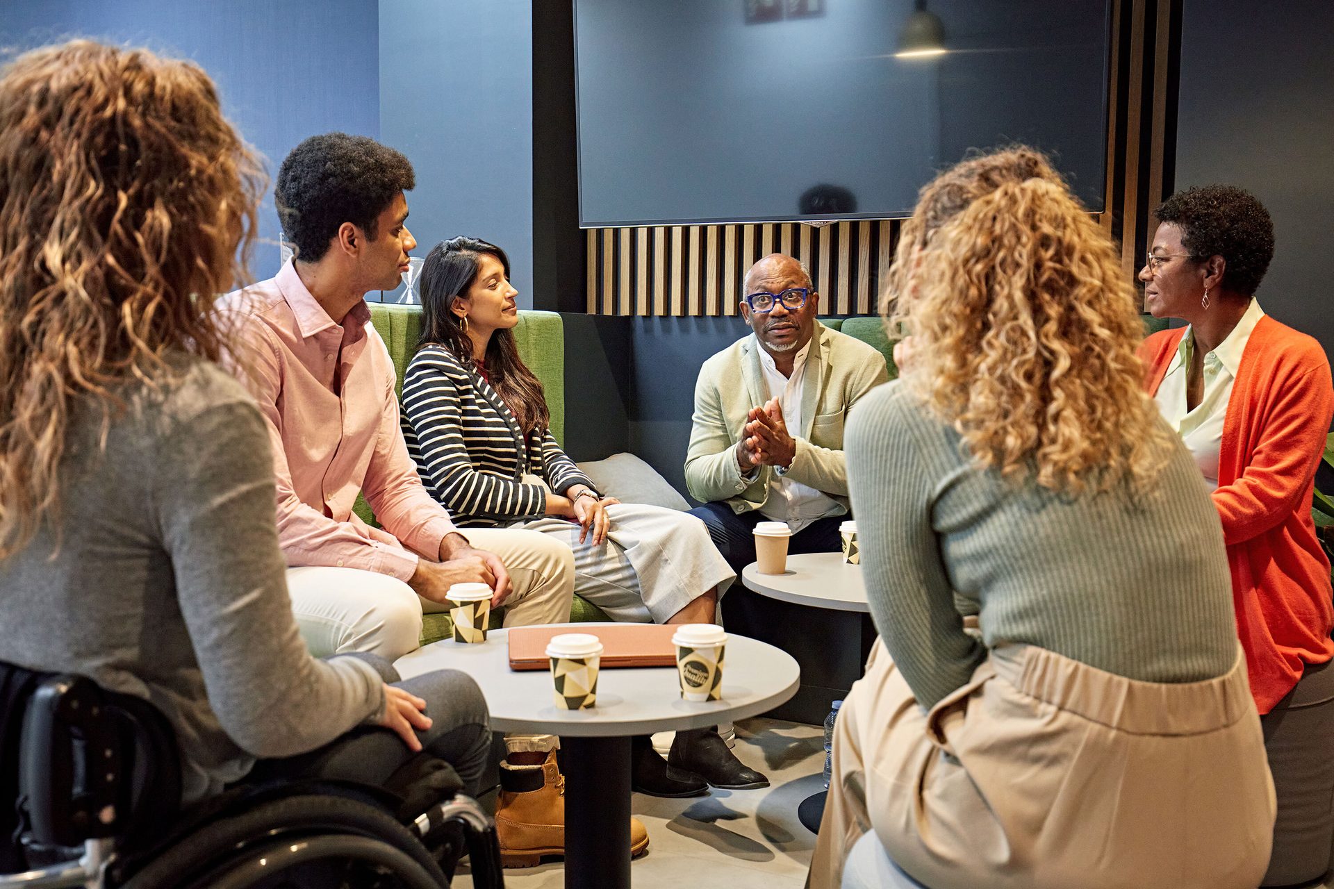 Trousers, Furniture, Wheelchair, Chair