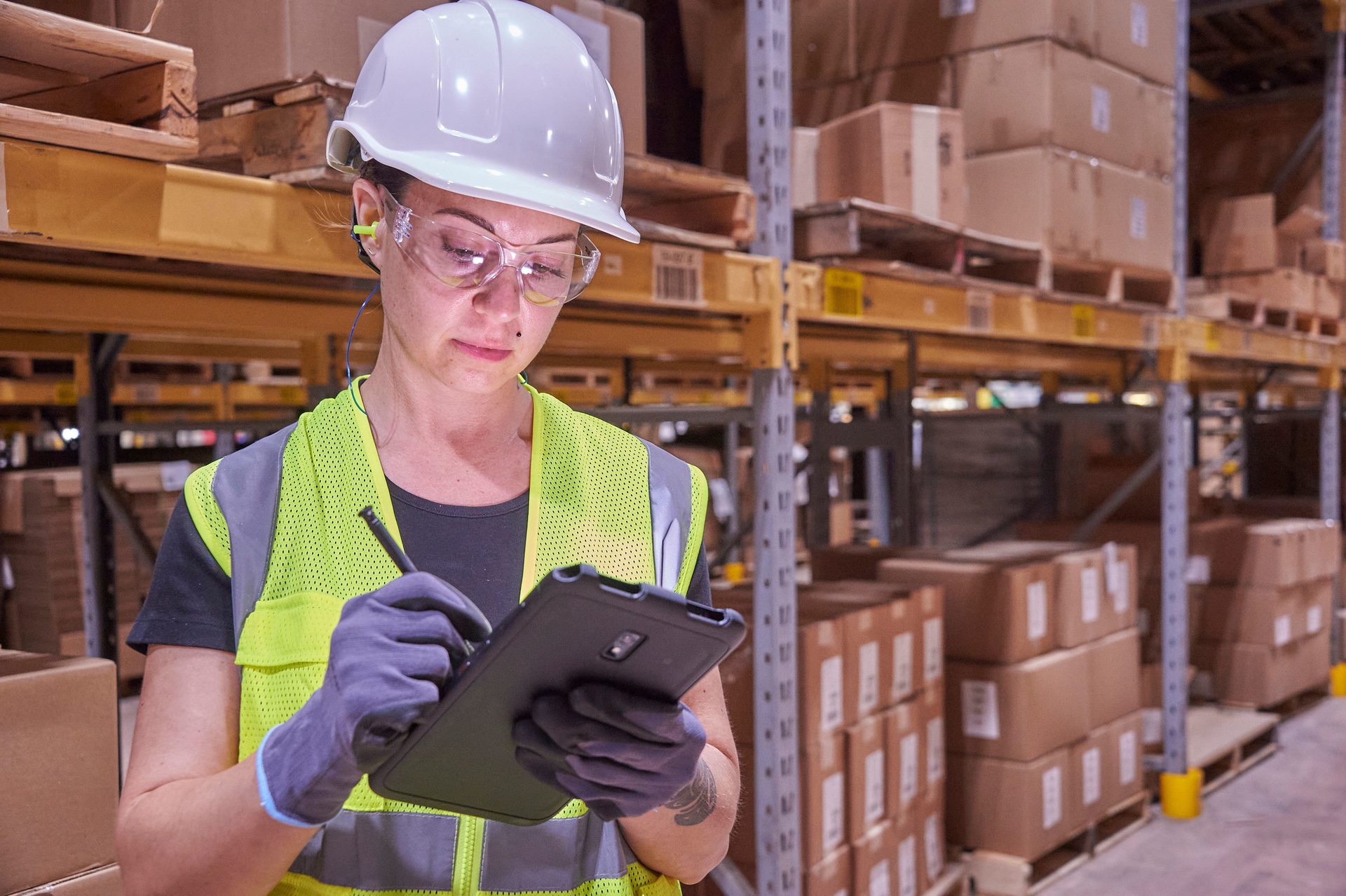 Hard hat, Vision care, Glasses, Workwear, Helmet, Yellow, Headgear