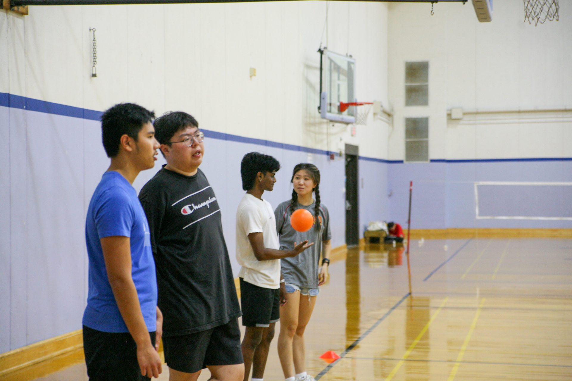 Sports equipment, Active shorts, Basketball hoop, Field house, Ball game, Player