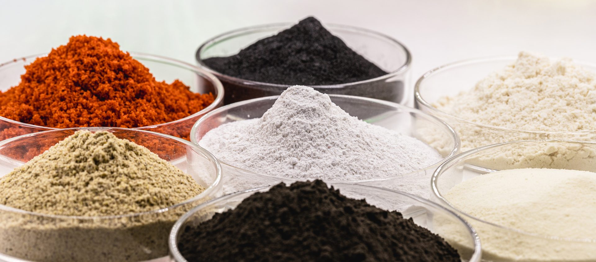 Pigments for coloring, in petri dishes