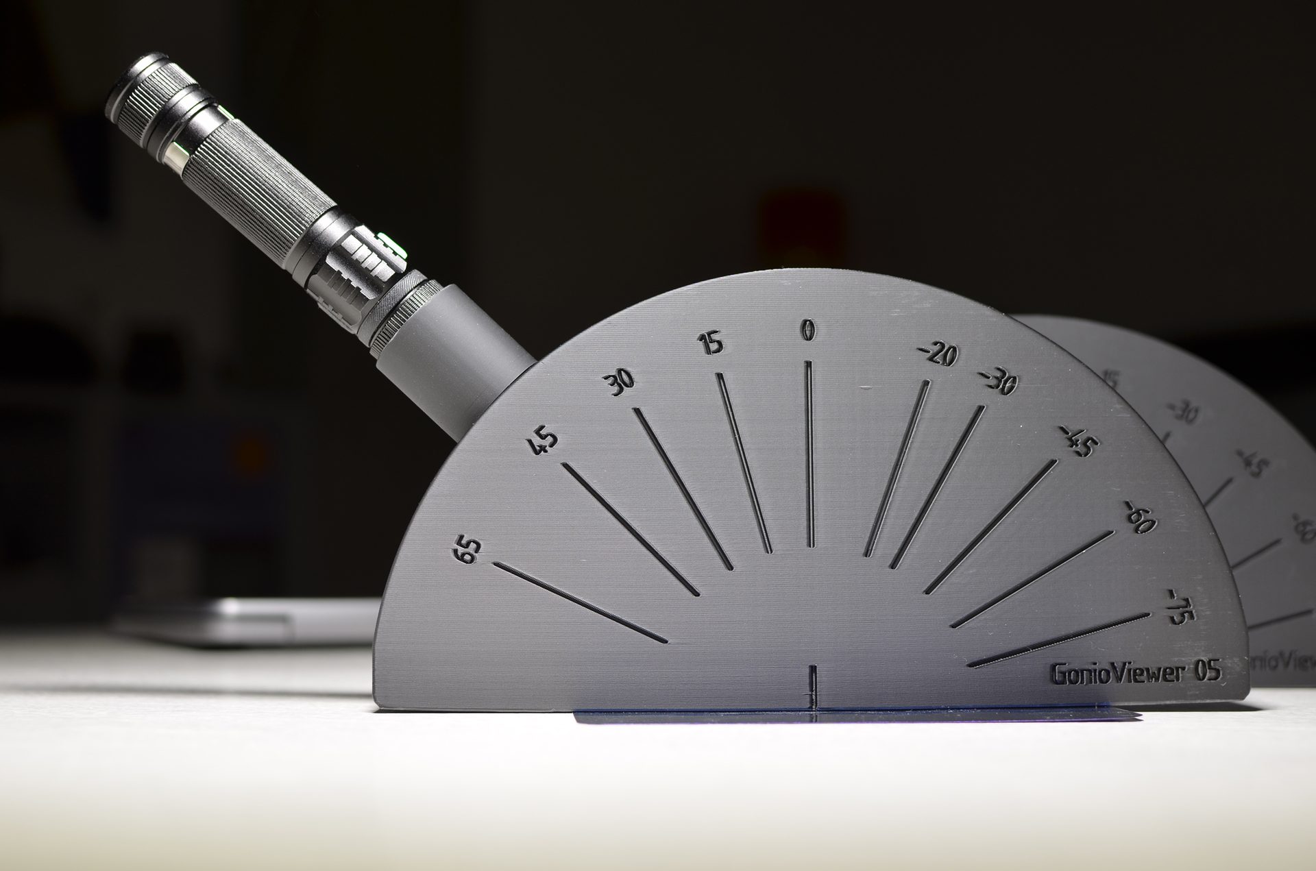 GonioViewer 05 builds on version 03 with additional angles for evaluating sparkle characteristics.