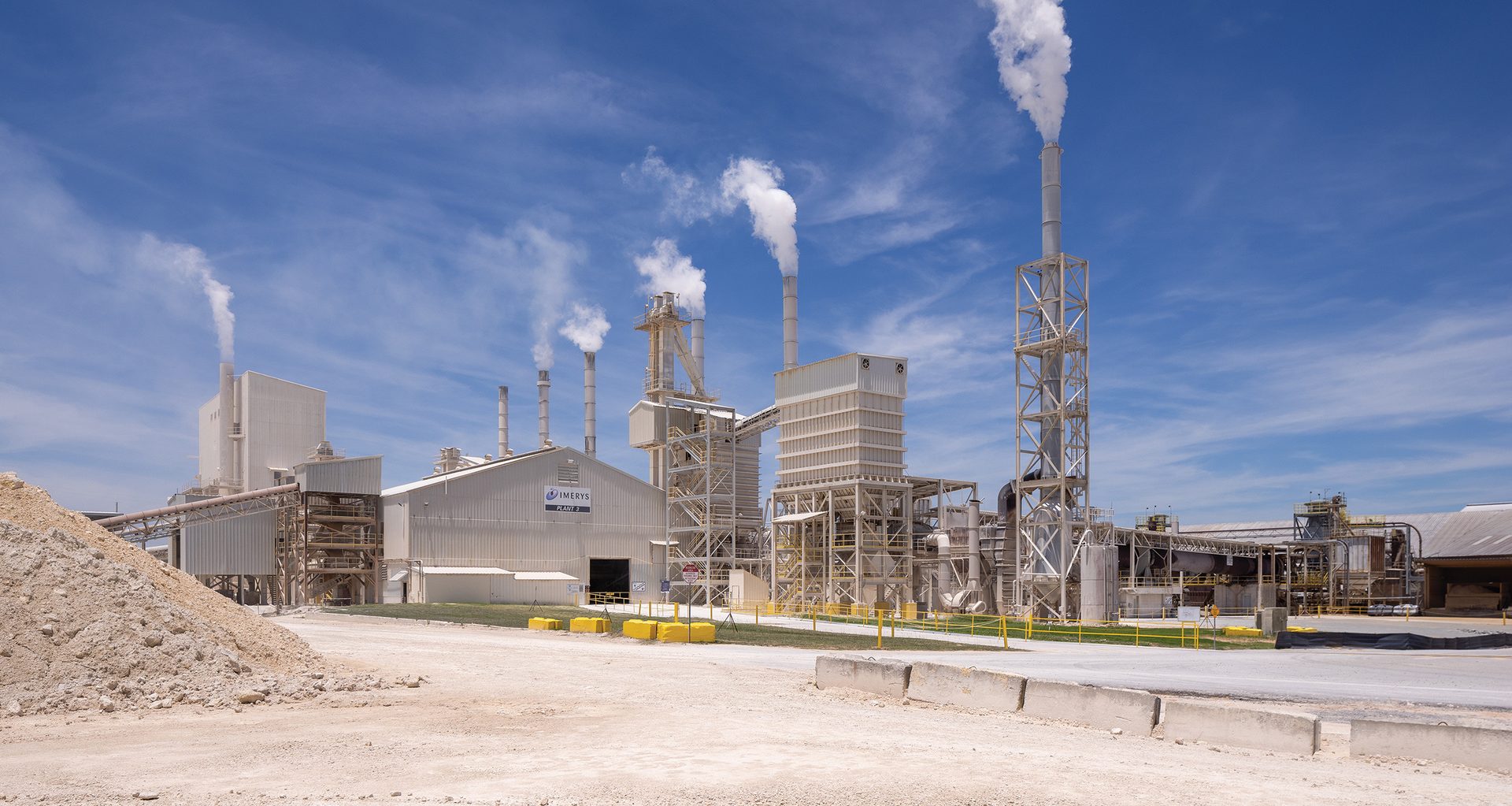 On June 11, 2024, Imerys held a ceremony inaugurating the carbon reduction project at its Mulcoa® production site in Andersonville, Ga.