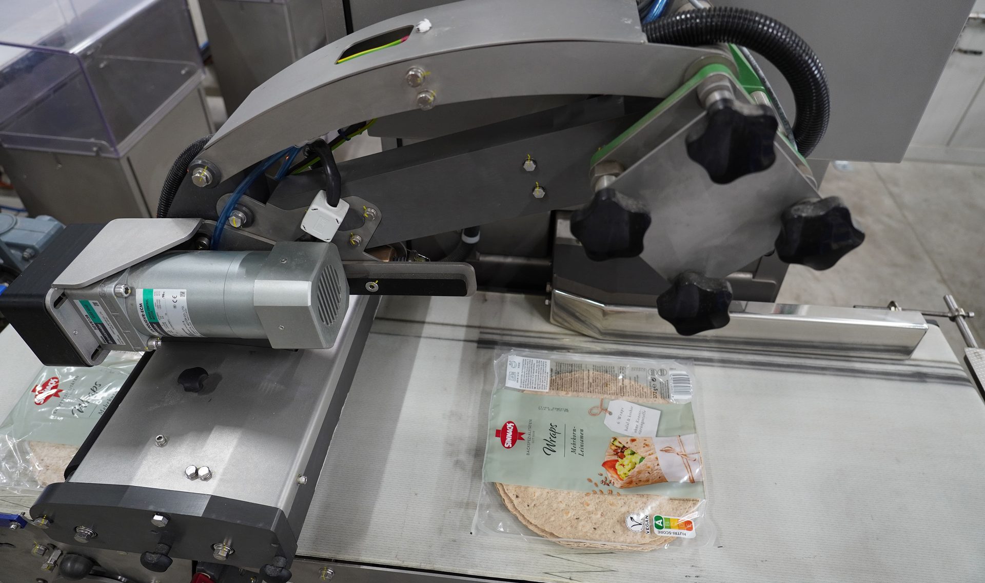 Image of Ishida’s AirScan leak detection system at Sinnack Snacks, Germany’s only large-scale bakery to focus on tortillas.