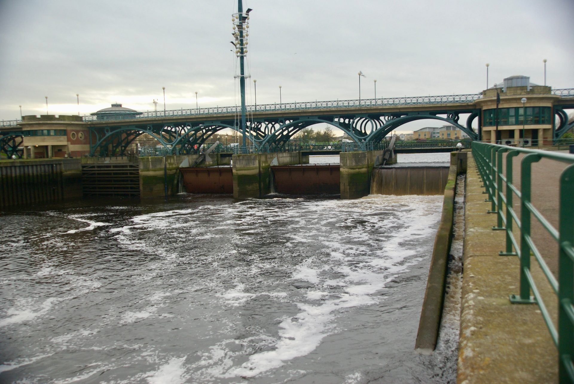 Water resources, Girder bridge, Sky, Cloud, Watercourse, Bank