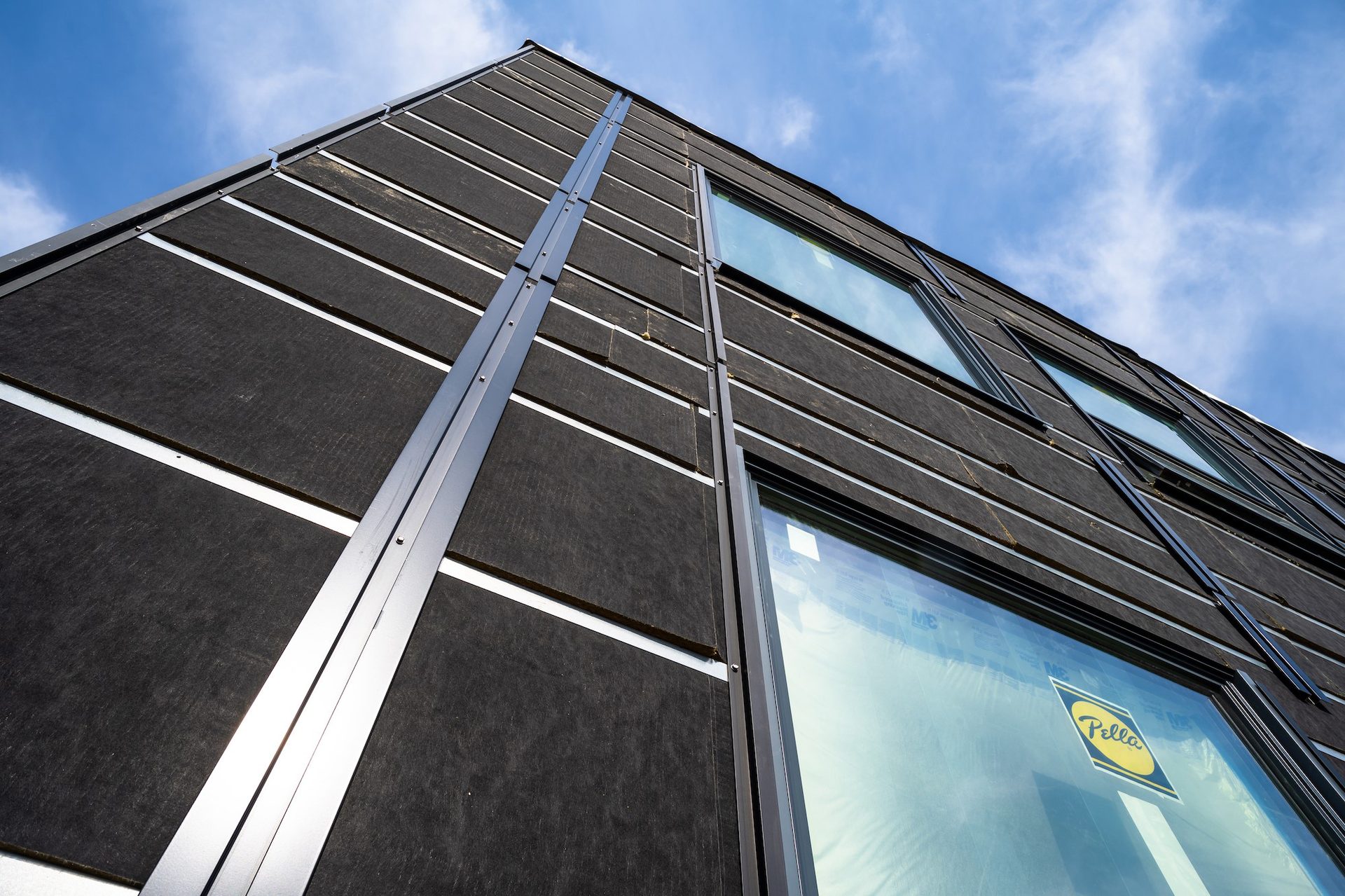 Close up of rainscreen