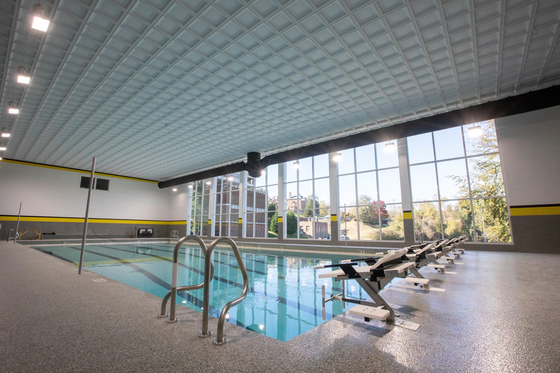 A Pool-Friendly Ceiling