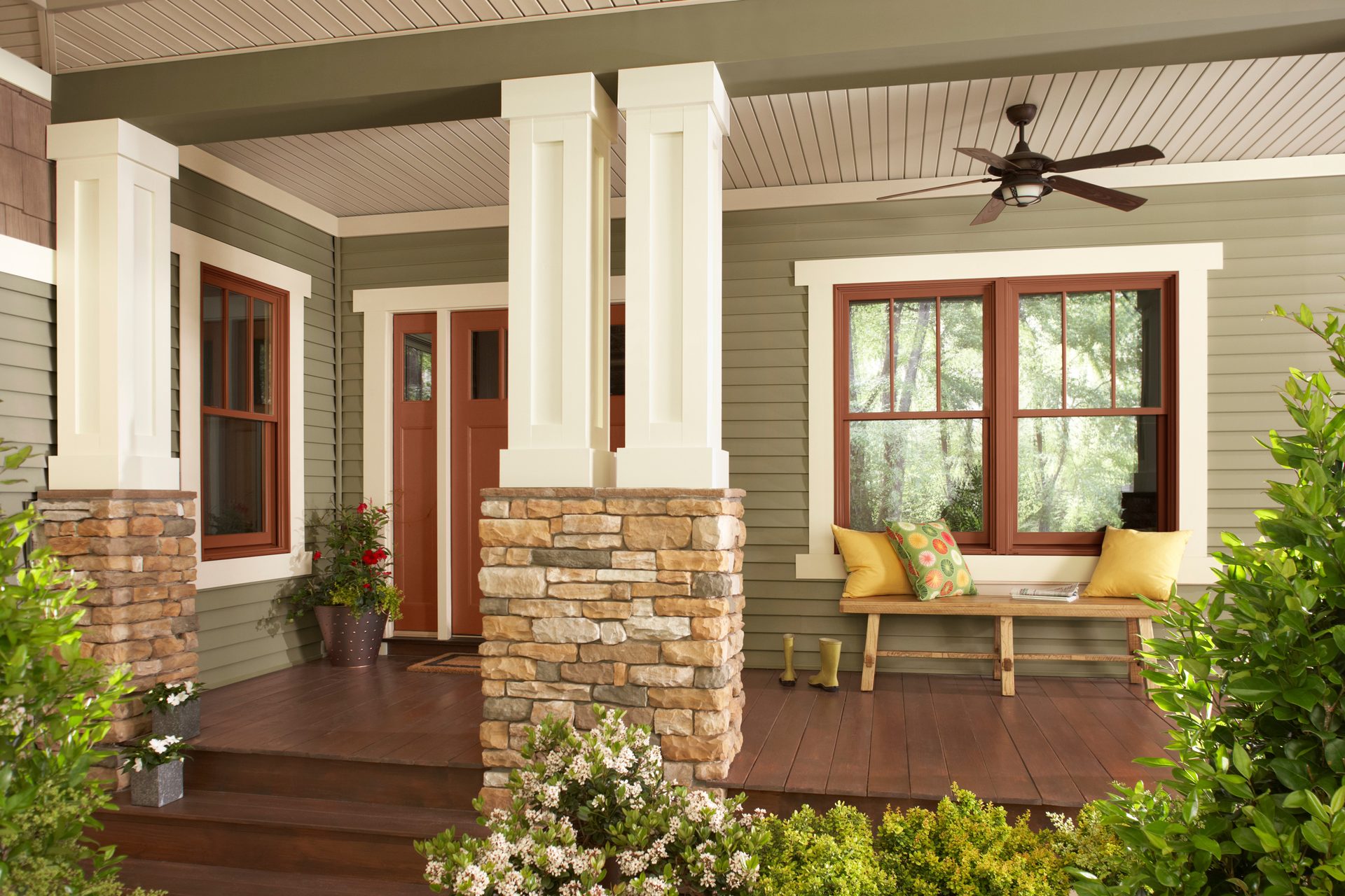 Manufactured stone veneer 