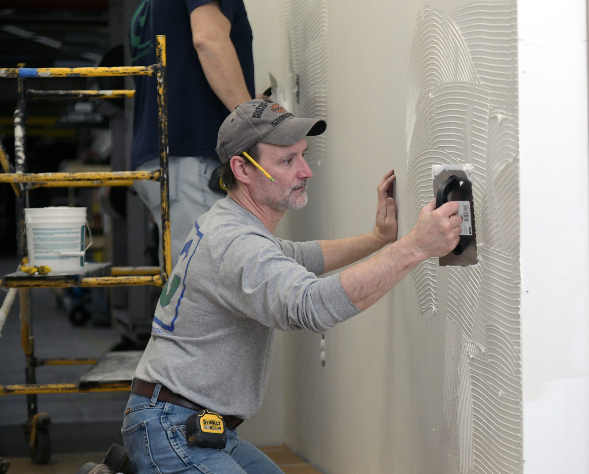 Rigid sheet wall protection installation