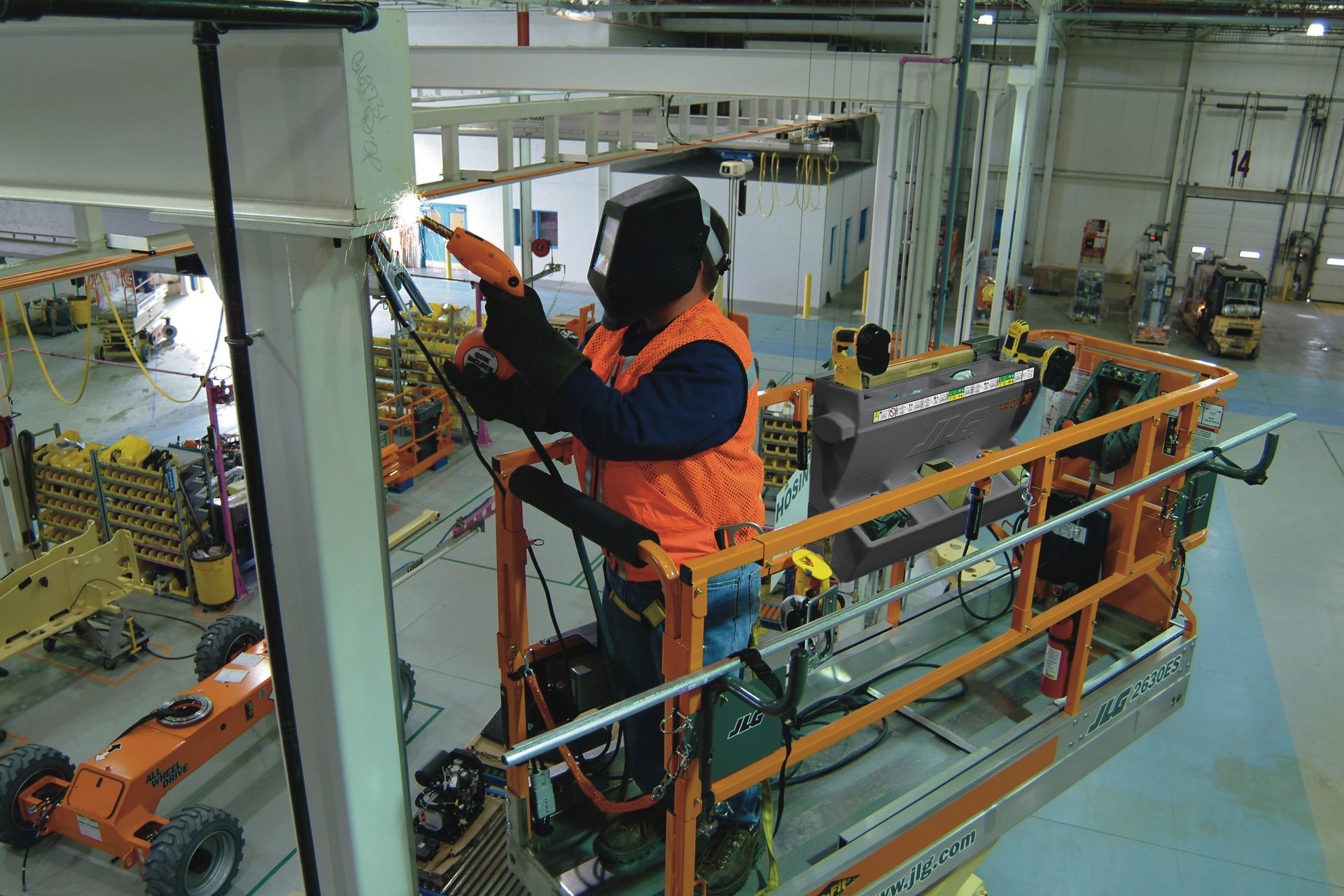 worker on lift
