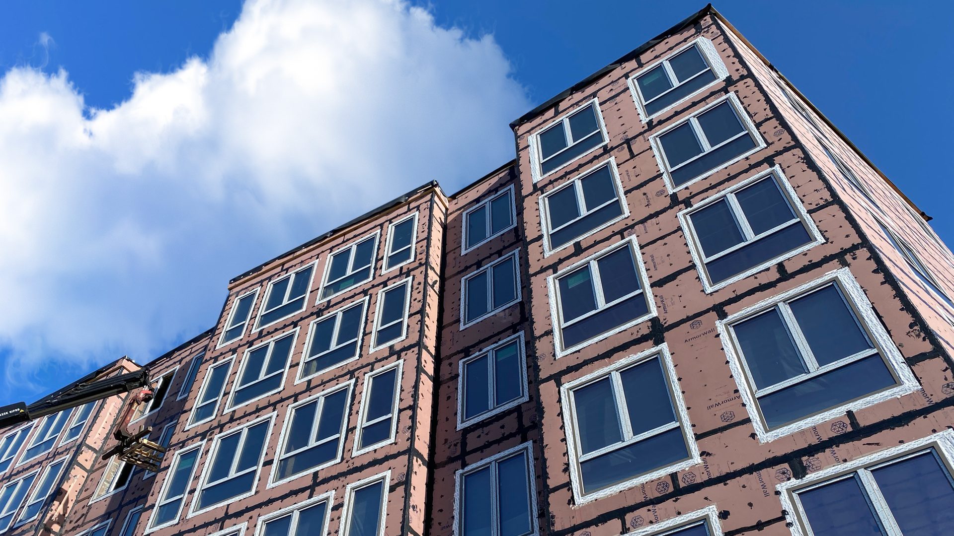 DuPont's integrated structural insulated sheathing system