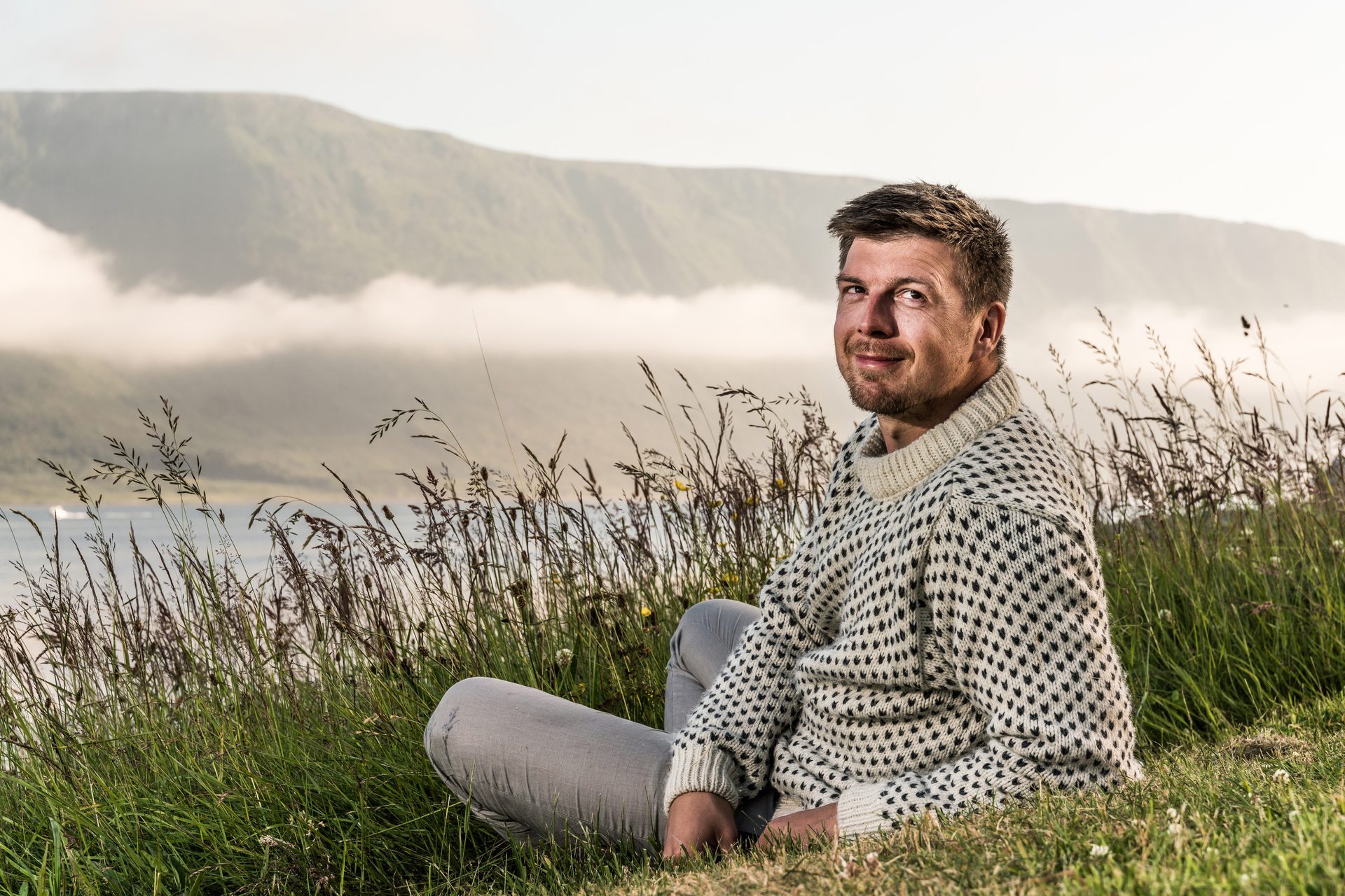 People in nature, Flash photography, Natural landscape, Plant, Sky, Beard, Happy, Grass, Grassland, Mountain