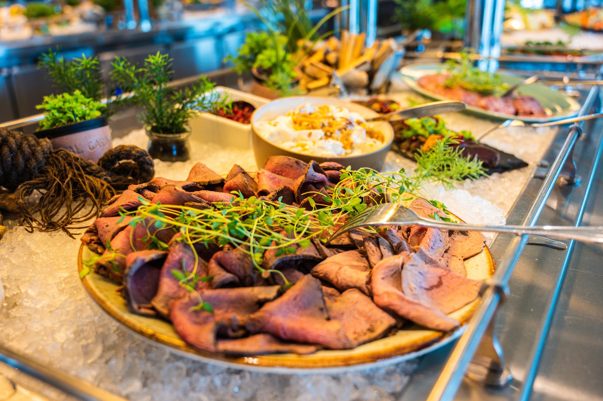 Mellom Sandefjord og Strømstad går shopping og hygge hånd i hånd