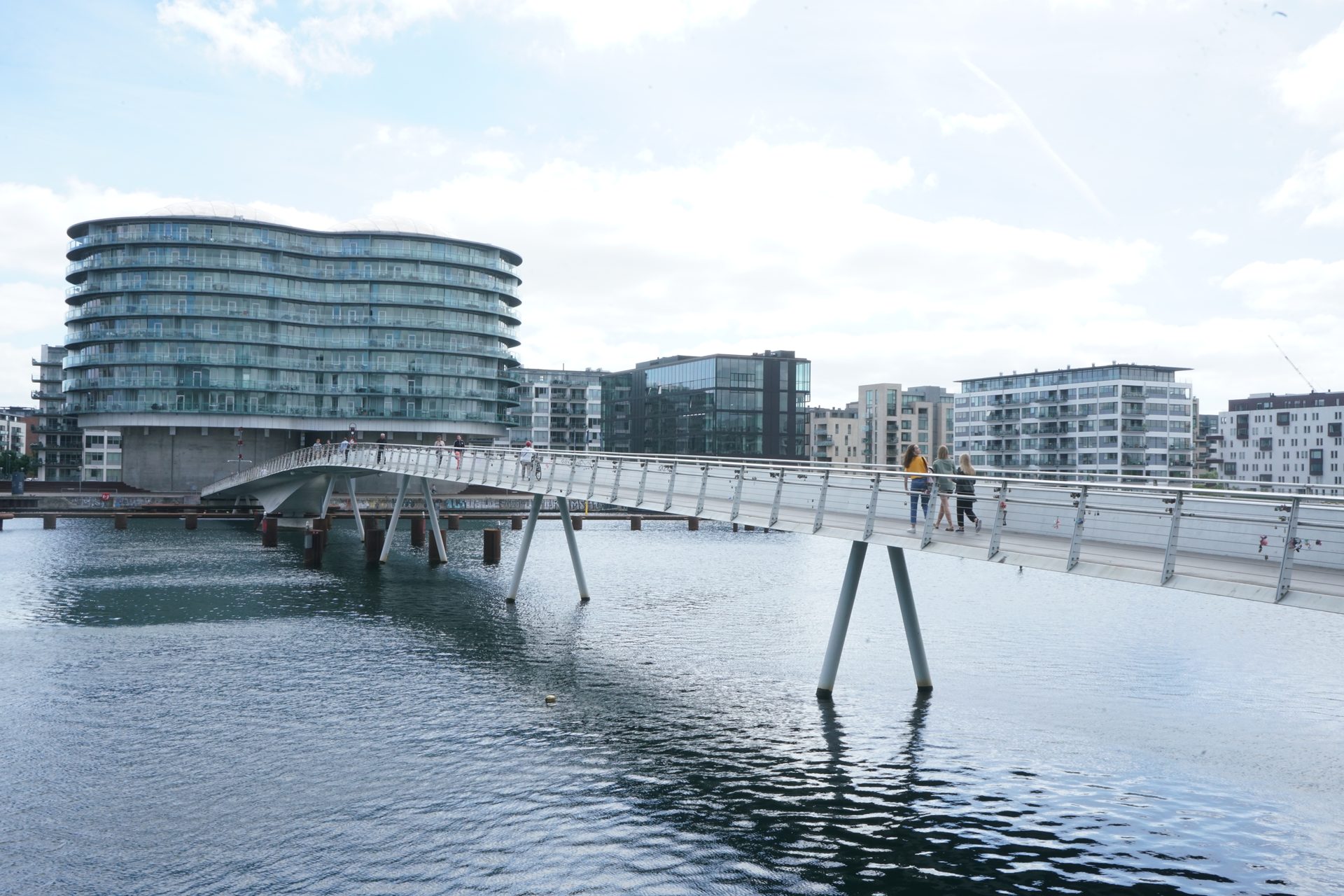 Water resources, Tower block, Cloud, Building, Sky, Lake