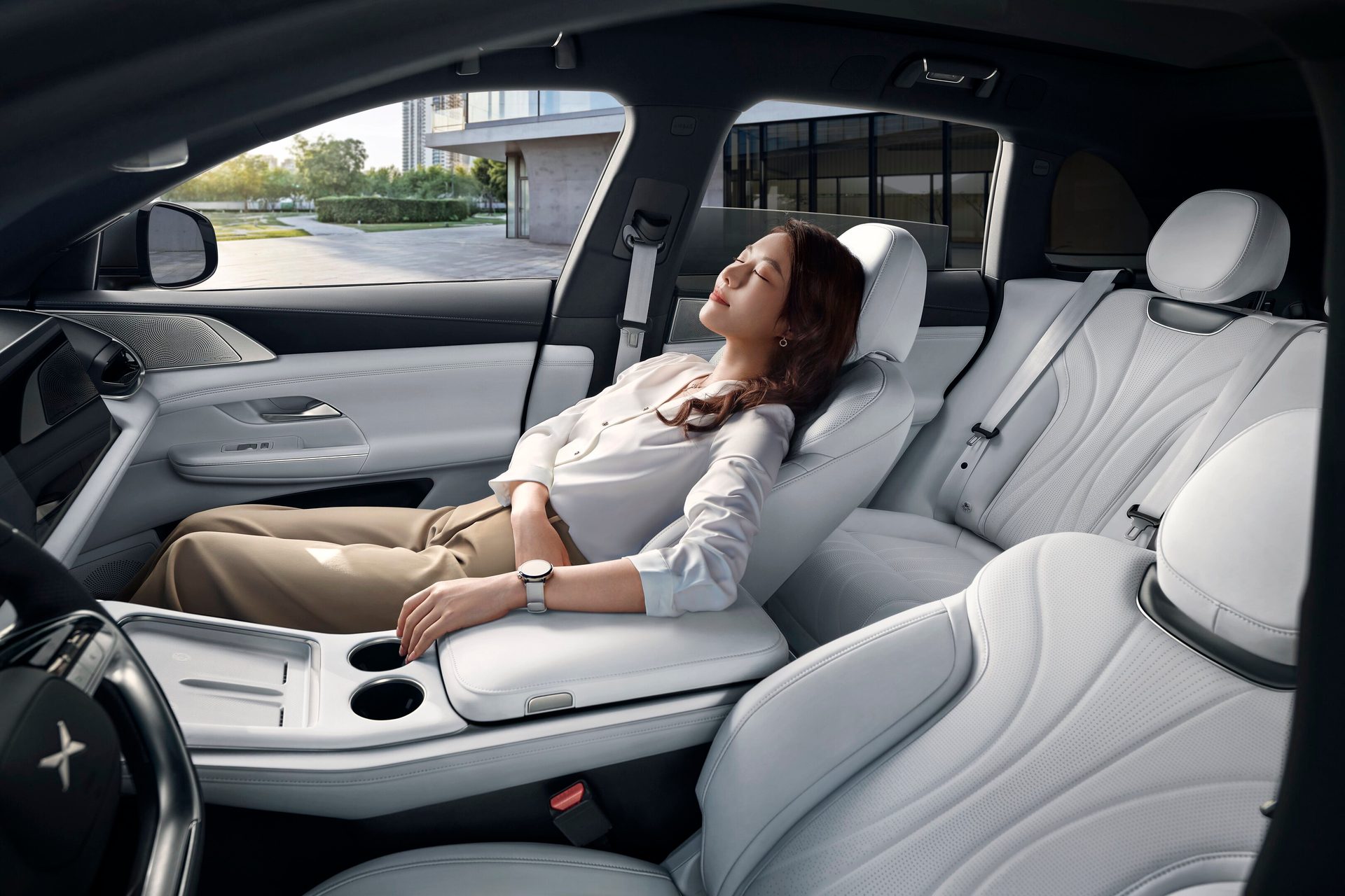 Car seat cover, Land vehicle, Automotive design, Head restraint, Steering part, Window, Plant