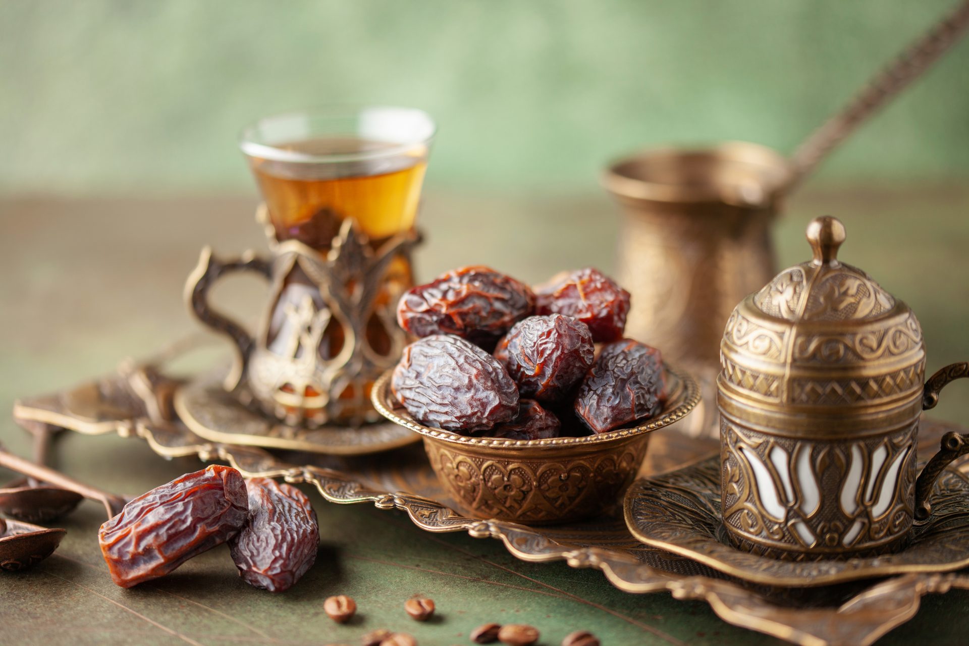 Tableware, Food, Dishware, Ingredient, Drinkware, Serveware, Recipe, Cuisine, Table, Dish