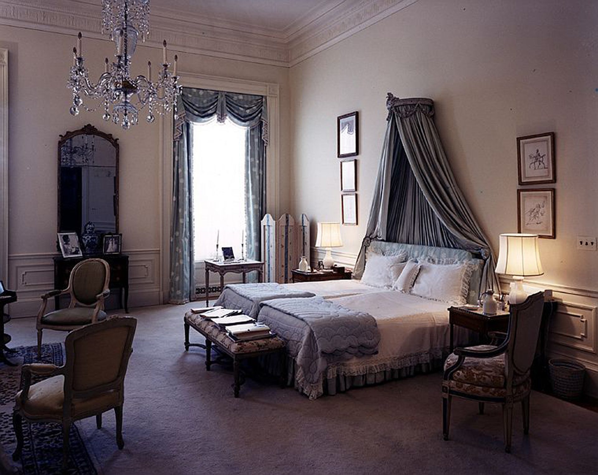 Interior design, Window treatment, Furniture, Flooring, Floor, Bedroom, Room, Bed, Chair, Curtain