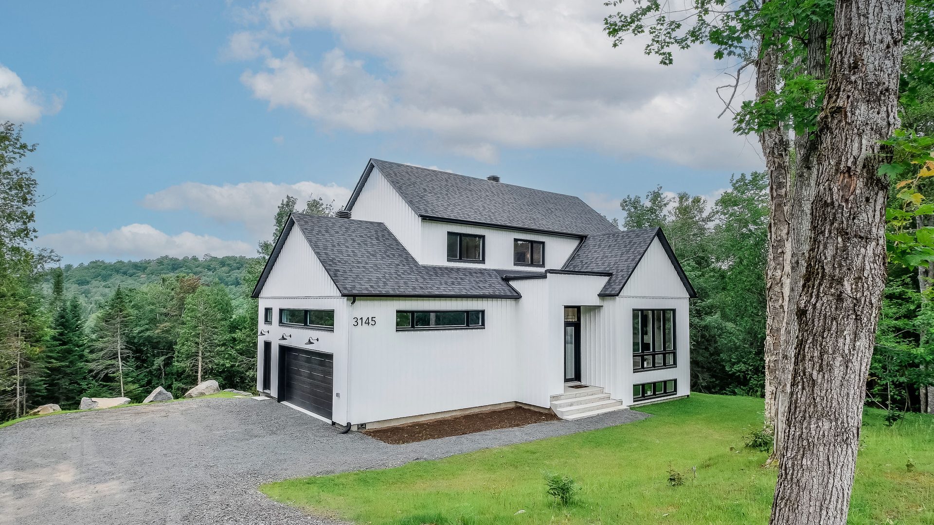 Land lot, Plant, Cloud, Sky, Building, Window, Tree, House