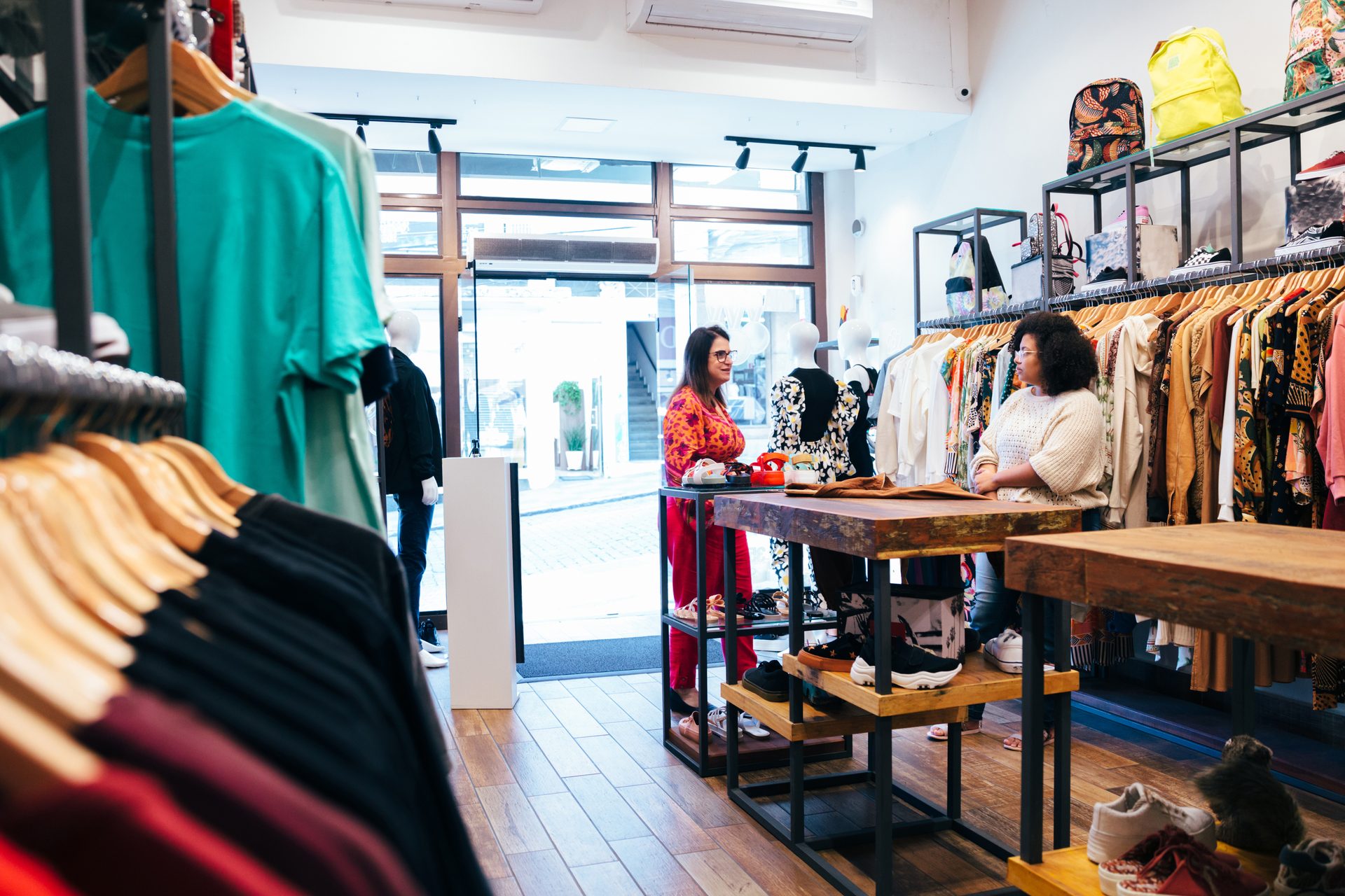 Interior design, Fashion, Sleeve