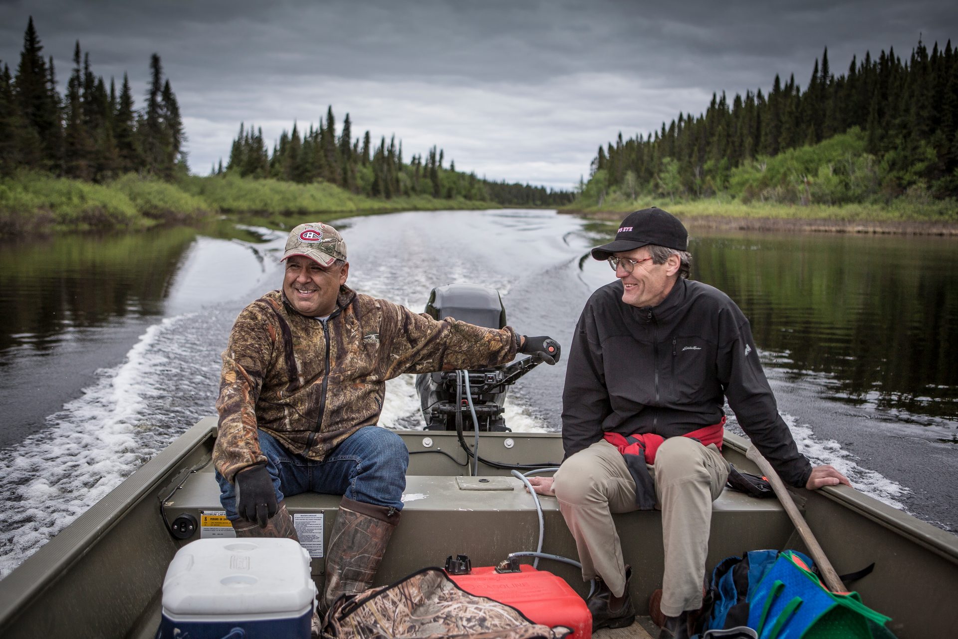 Boats and boating--Equipment and supplies, Water, Boat, Watercraft, Sky, Cloud, Smile, Plant, Lake, Tree