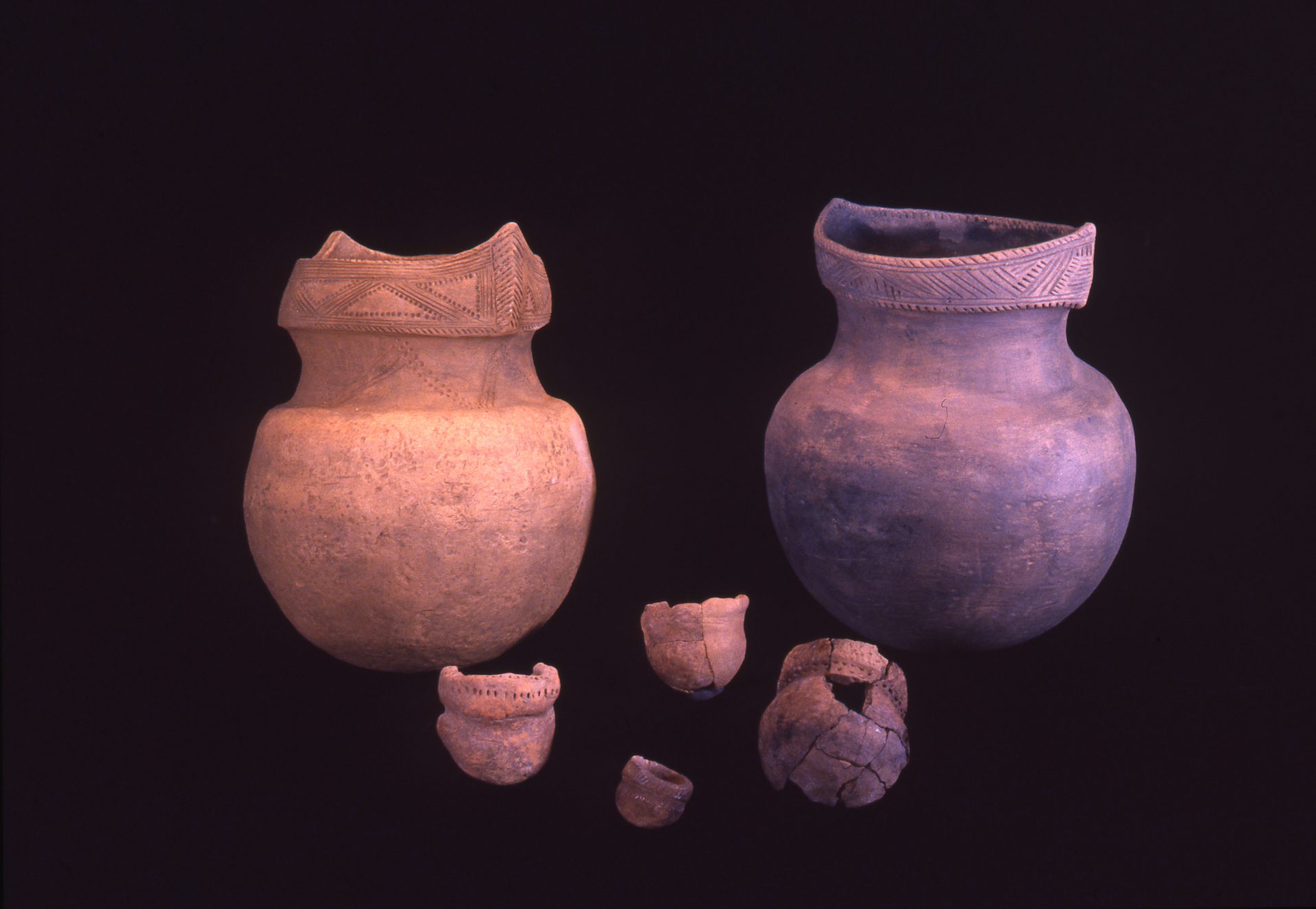 Pottery, Artifact, Stoneware