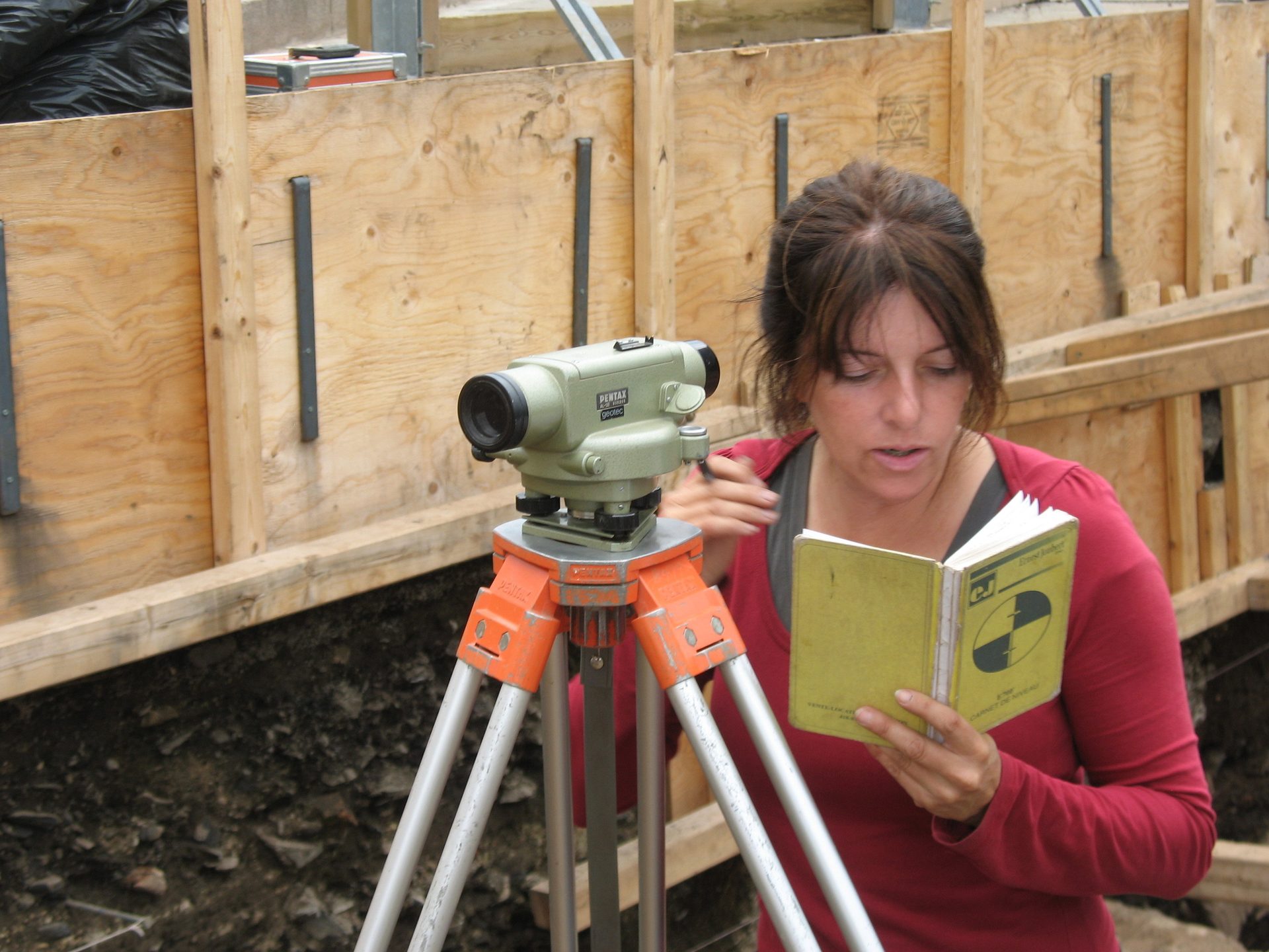 Cameras &#x26; optics, Camera accessory, Tripod, Wood