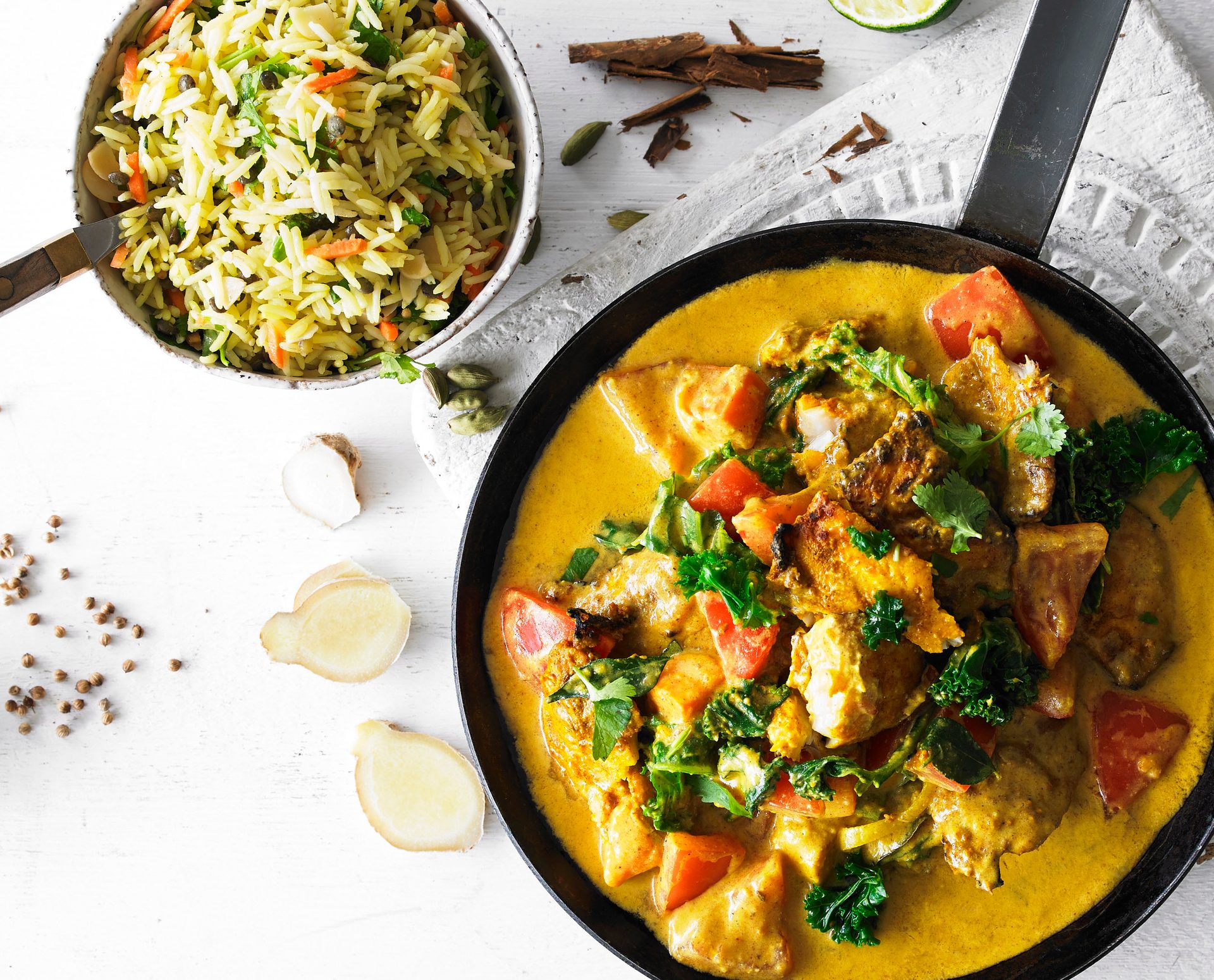 Fines herbes, Leaf vegetable, Staple food, Tableware, Ingredient, Recipe, Cuisine, Dish, Plate