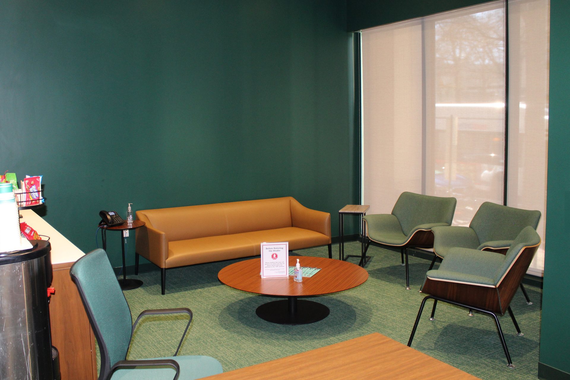 Interior design, Waiting room, Furniture, Flooring, Floor, Chair, Comfort