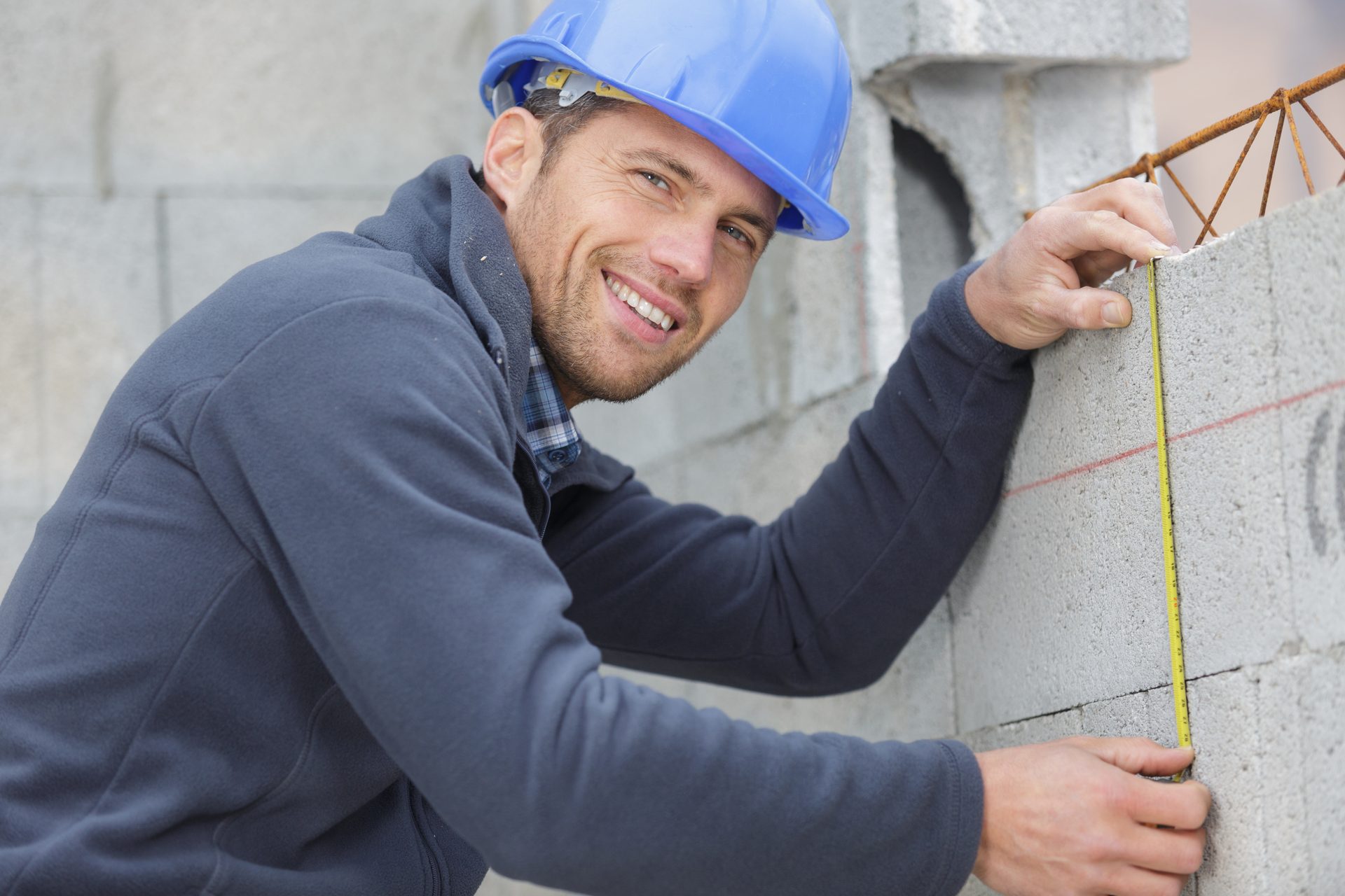 Hard hat, Smile, Helmet, Organ, Workwear, Tradesman, Sleeve, Headgear