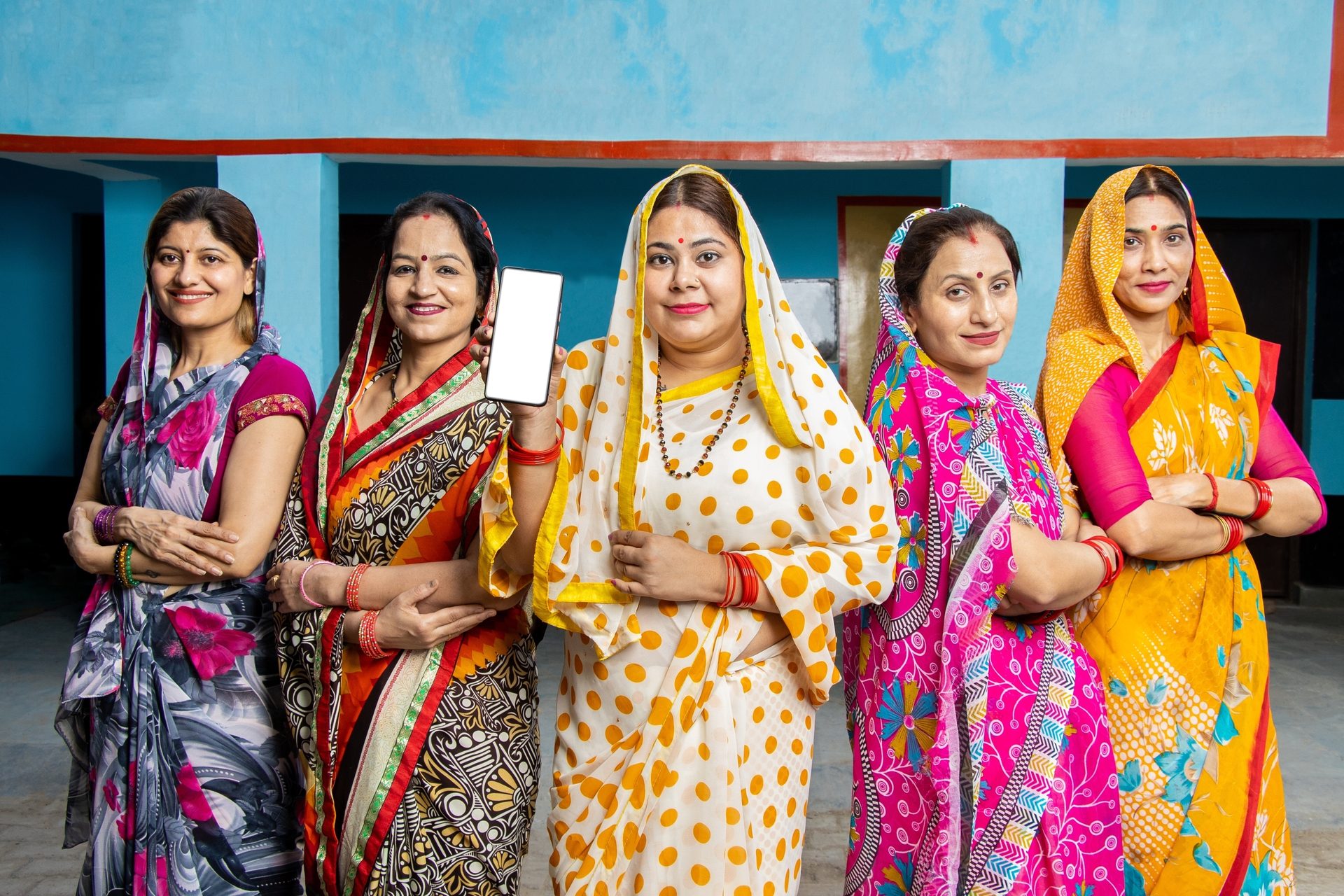 Performing arts, Fashion design, One-piece garment, Smile, Skin, Entertainment, Happy, Sari