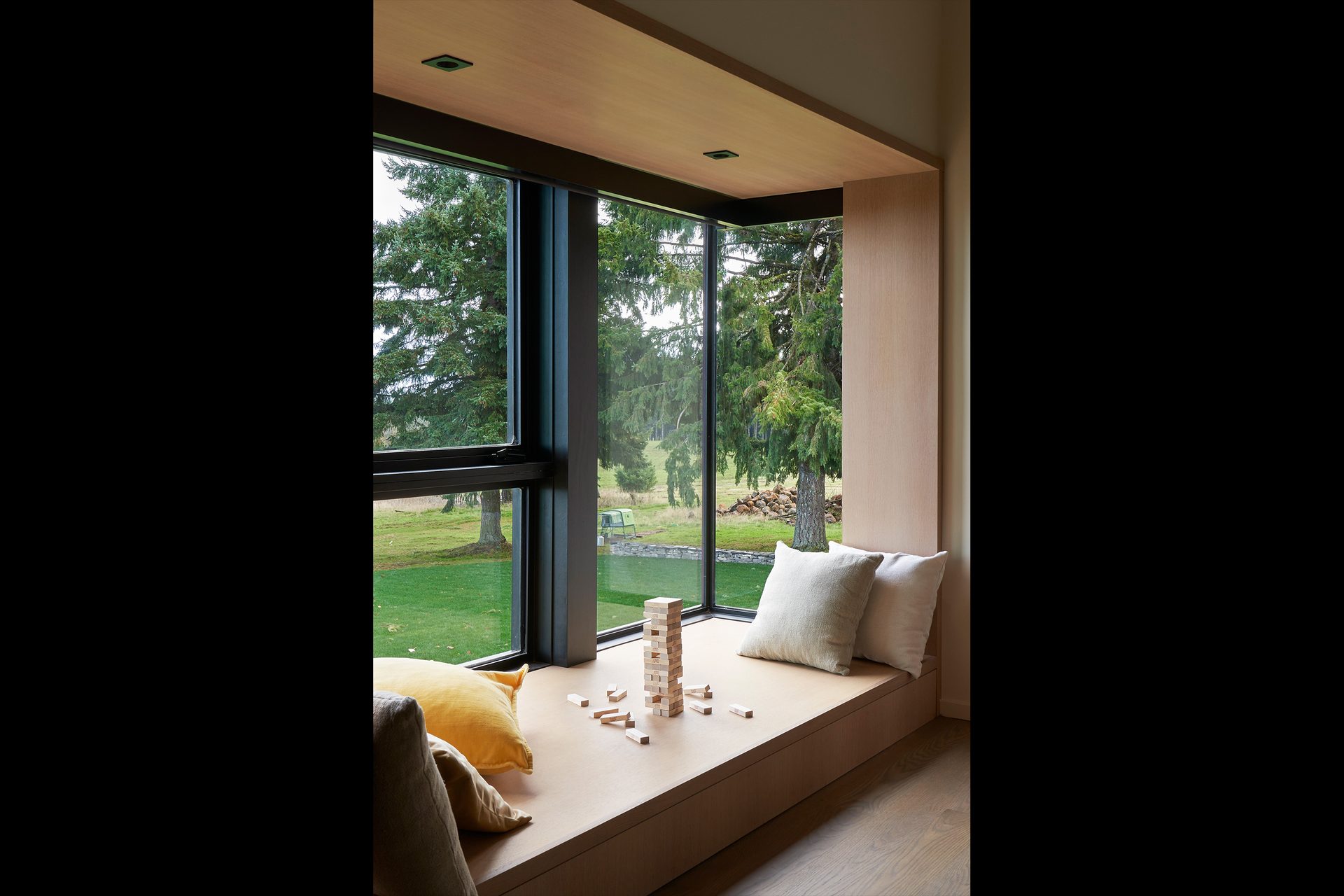 Interior design, Window, Fixture, Plant, Building, Shade, Wood, Floor