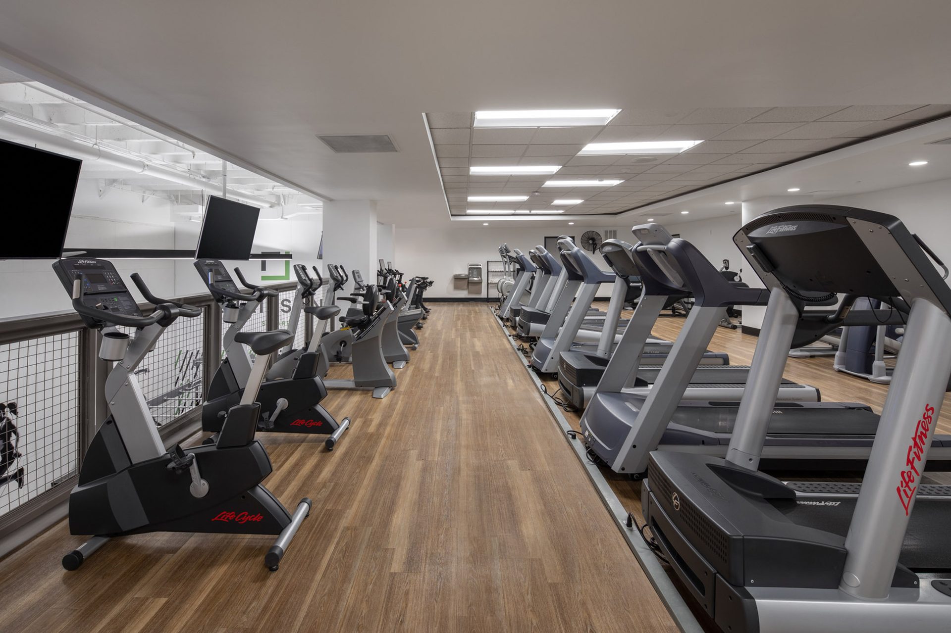 Ren Square_Gym-4