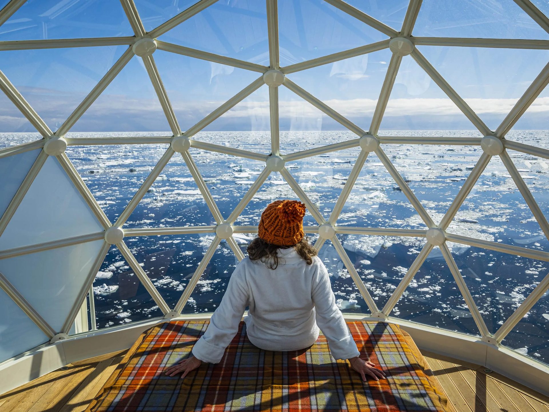 Dome, Sunlight