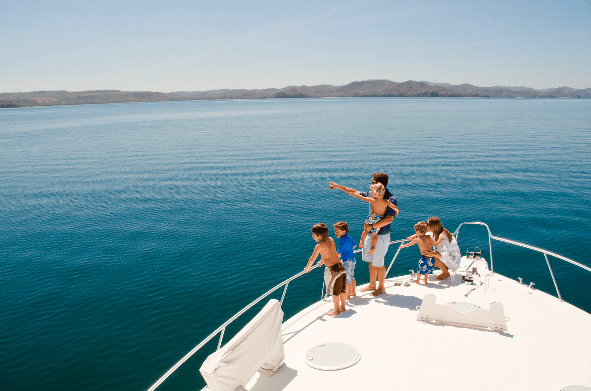 Boats and boating--Equipment and supplies, Naval architecture, Water, Sky, Boat, Watercraft, Azure, Vehicle, Lake