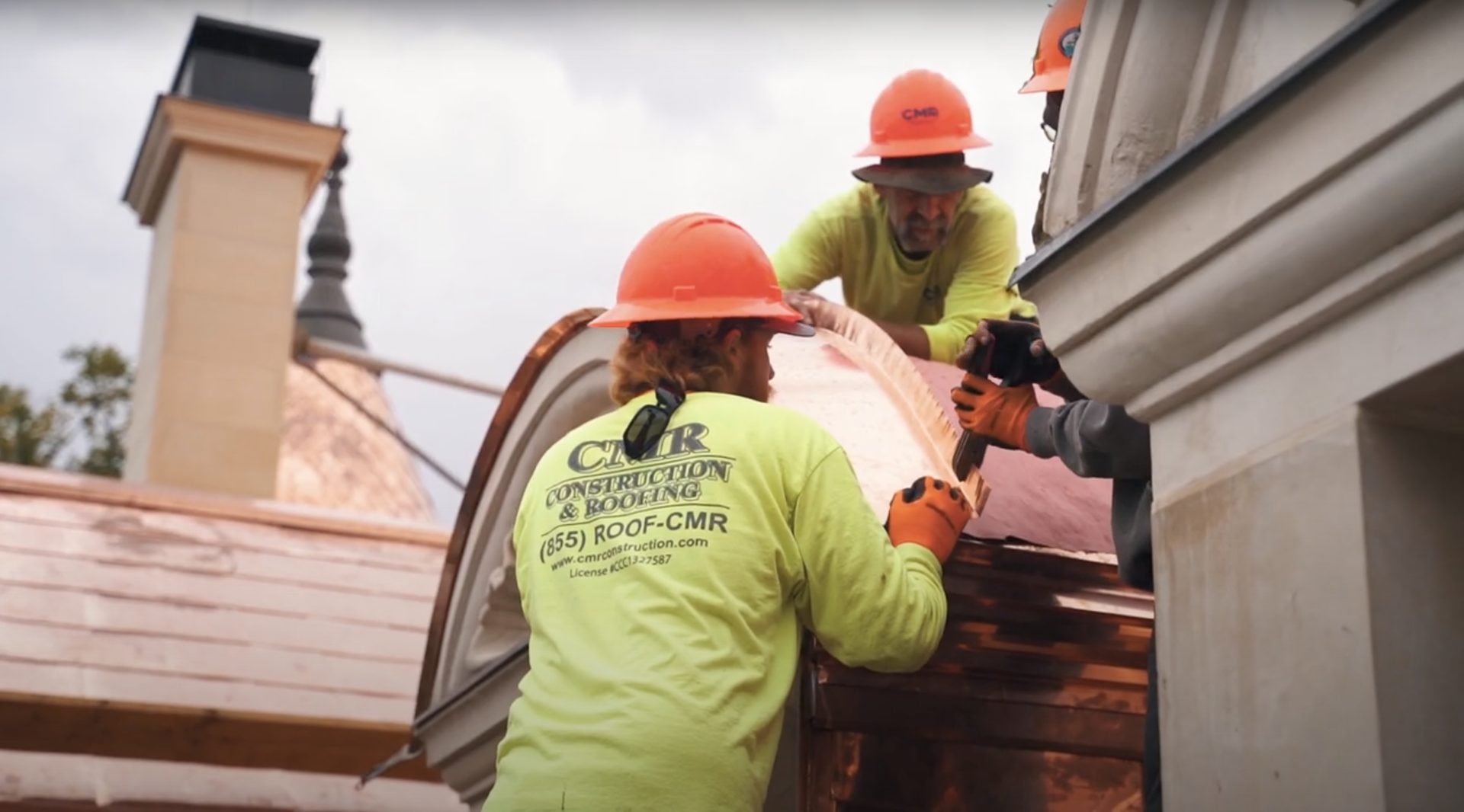 Hard hat, Natural environment, High-visibility clothing, Glasses, Helmet, Workwear, Outerwear, Tradesman, Engineer