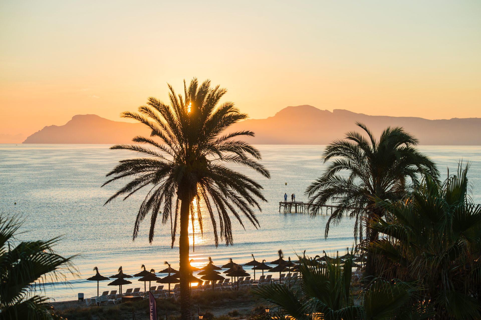 Coastal and oceanic landforms, Dusk, Sunset, Beach, Sea, Afterglow, Coast, Sunrise, Ocean, Tropics