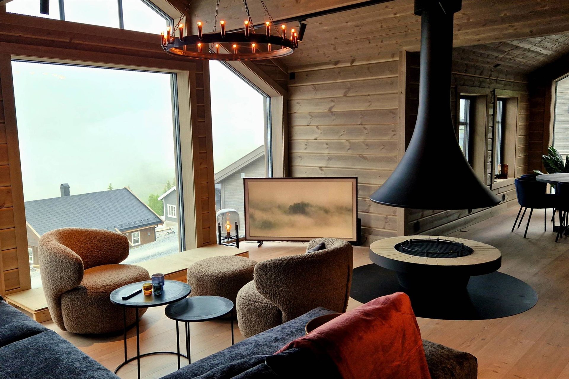 Interior design, Living room, Wood flooring, Furniture, Floor, Ceiling, Home, Couch