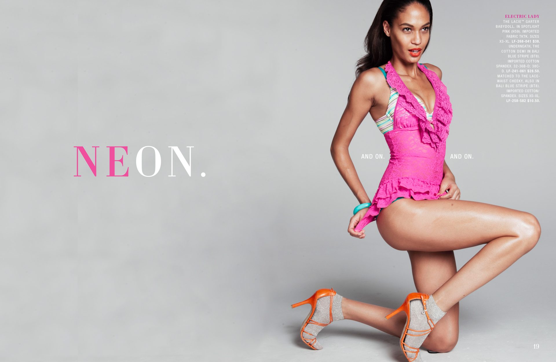 One-piece garment, Flash photography, Basic pump, Footwear, Leg, Sleeve, Thigh, Waist, Knee