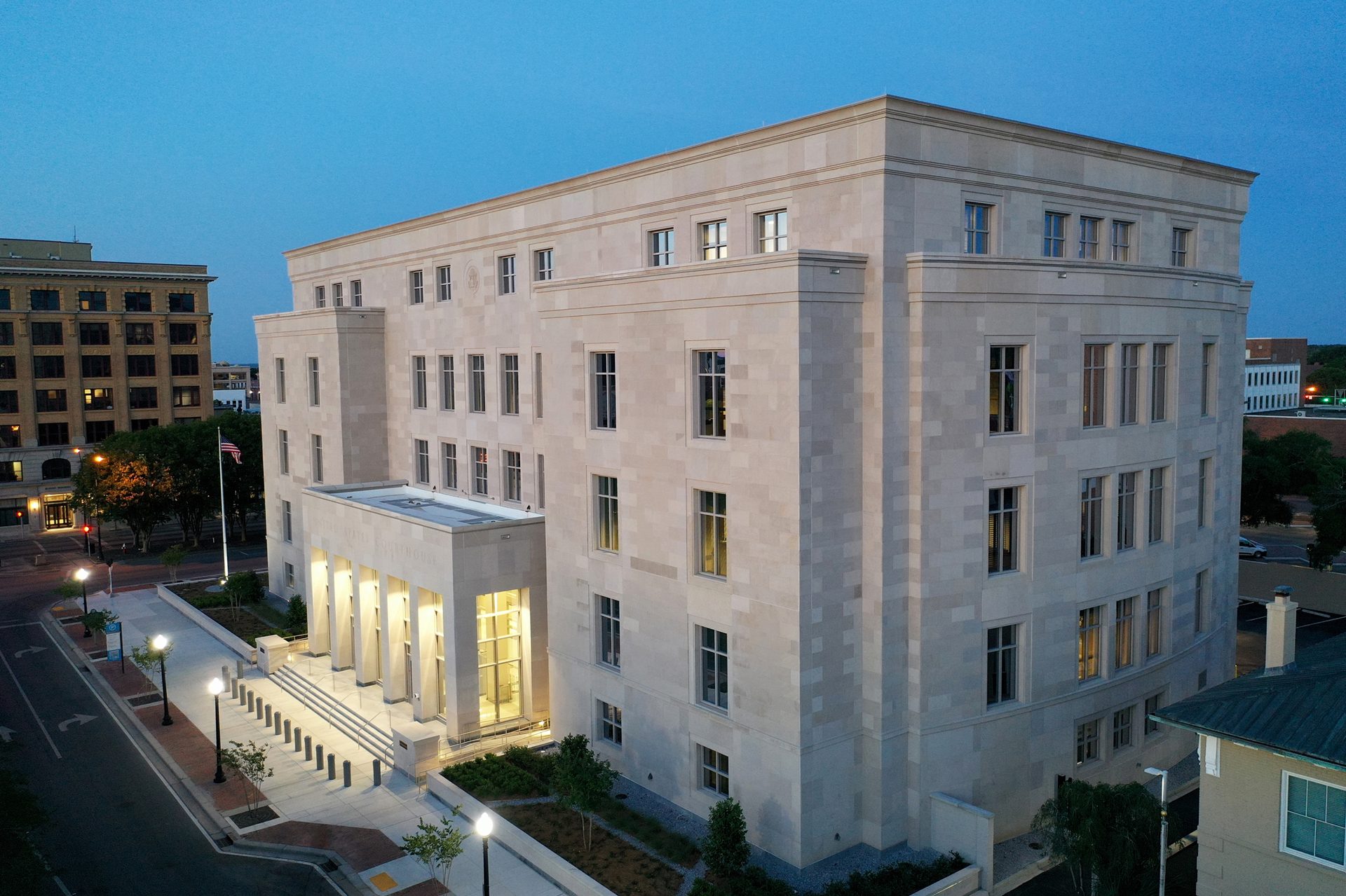Tower block, Urban design, Sky, Property, Building, Window, Condominium