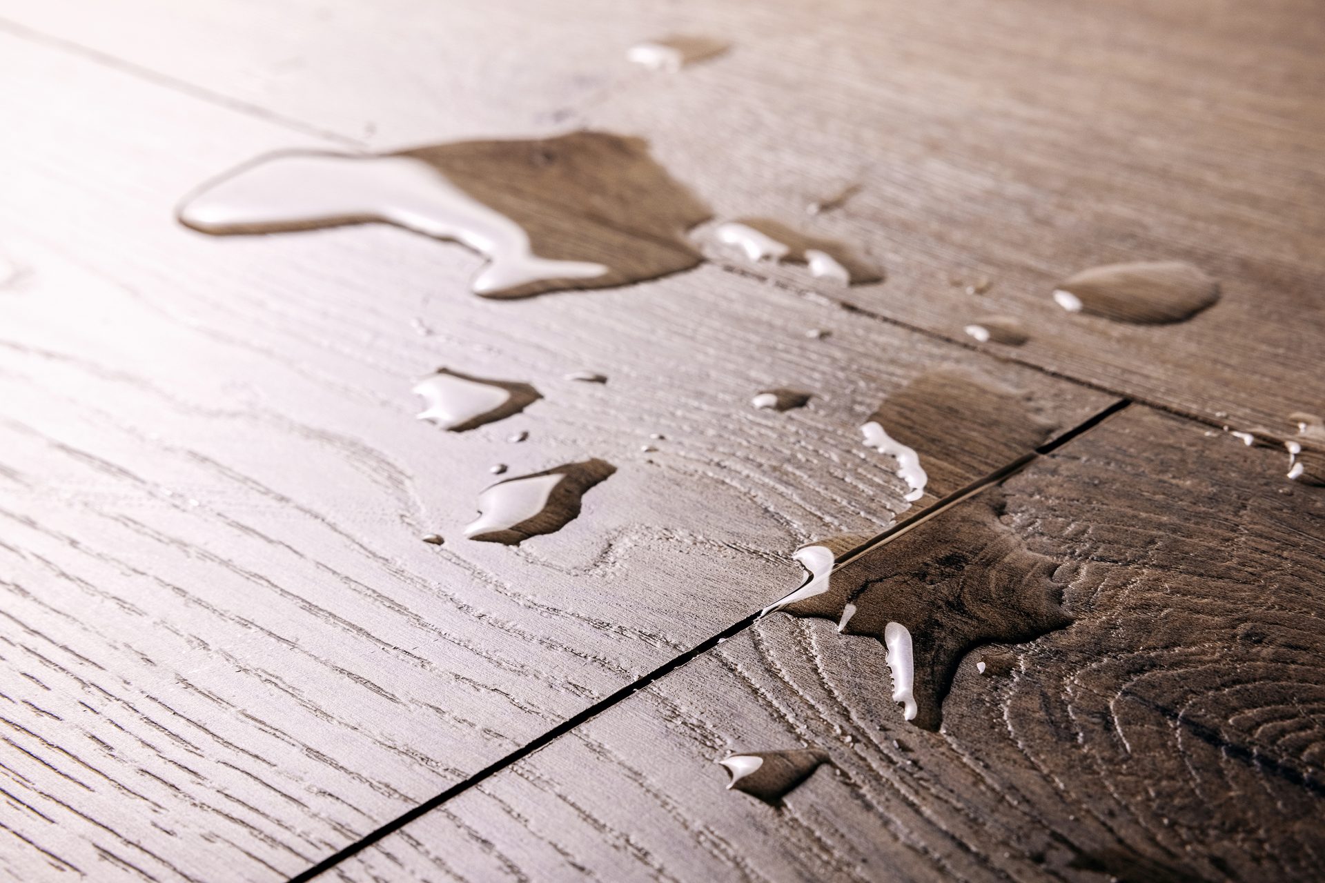 laminate flooring water damage